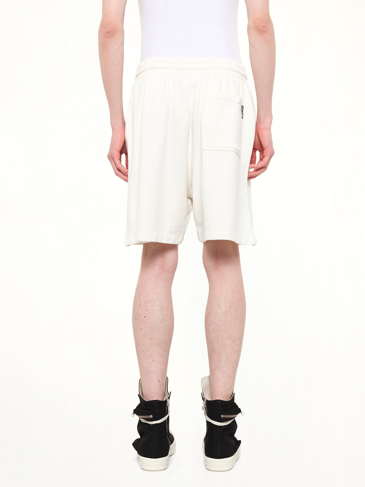 Waist Logo Sweatshorts in Off White/Black