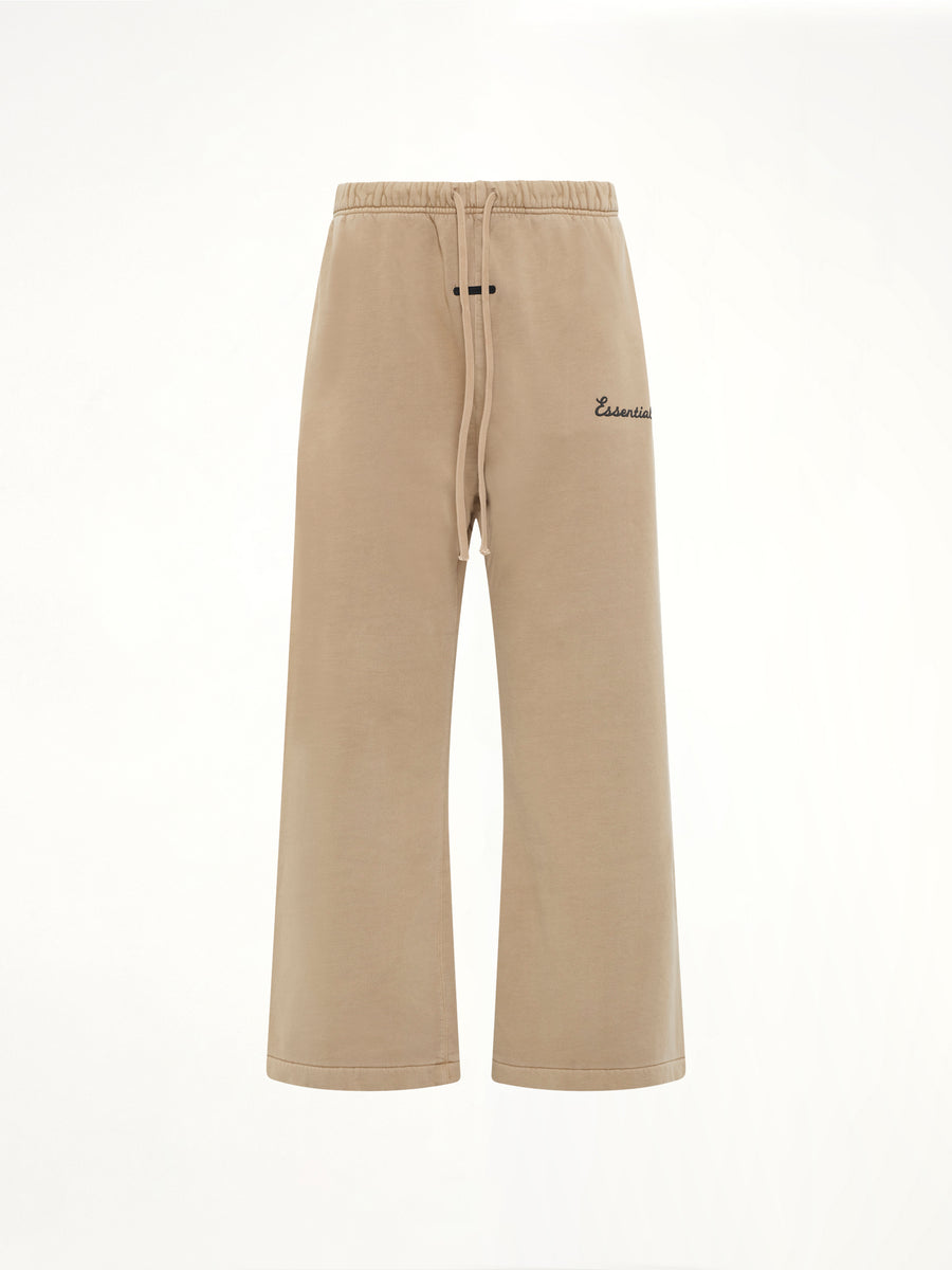 Training Classic Fit Flare Sweatpant in Faded Dune