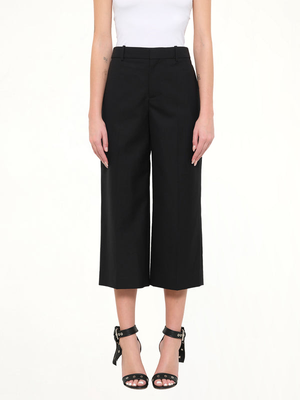 Short Wool Pants in Black