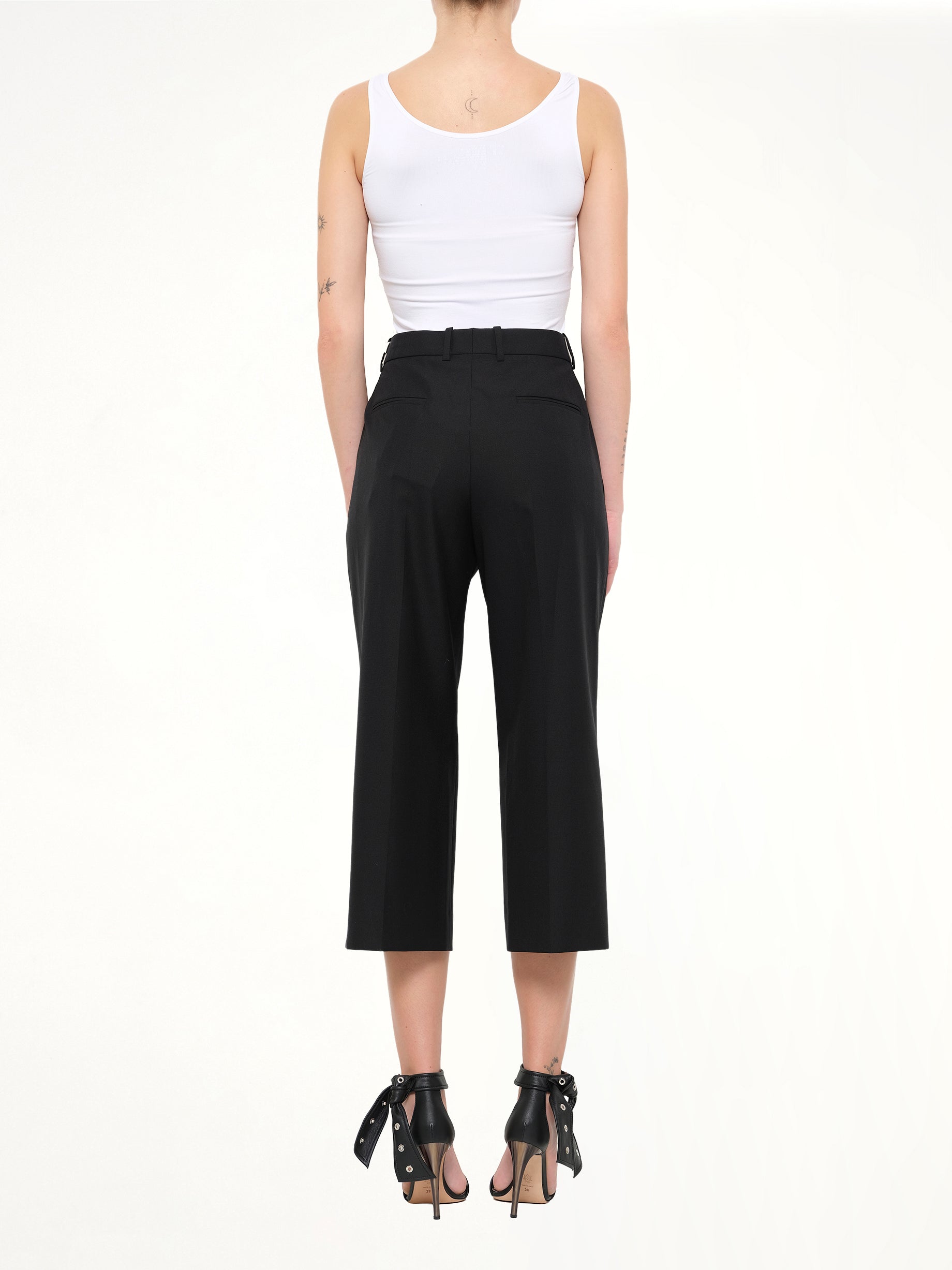 Short Wool Pants in Black