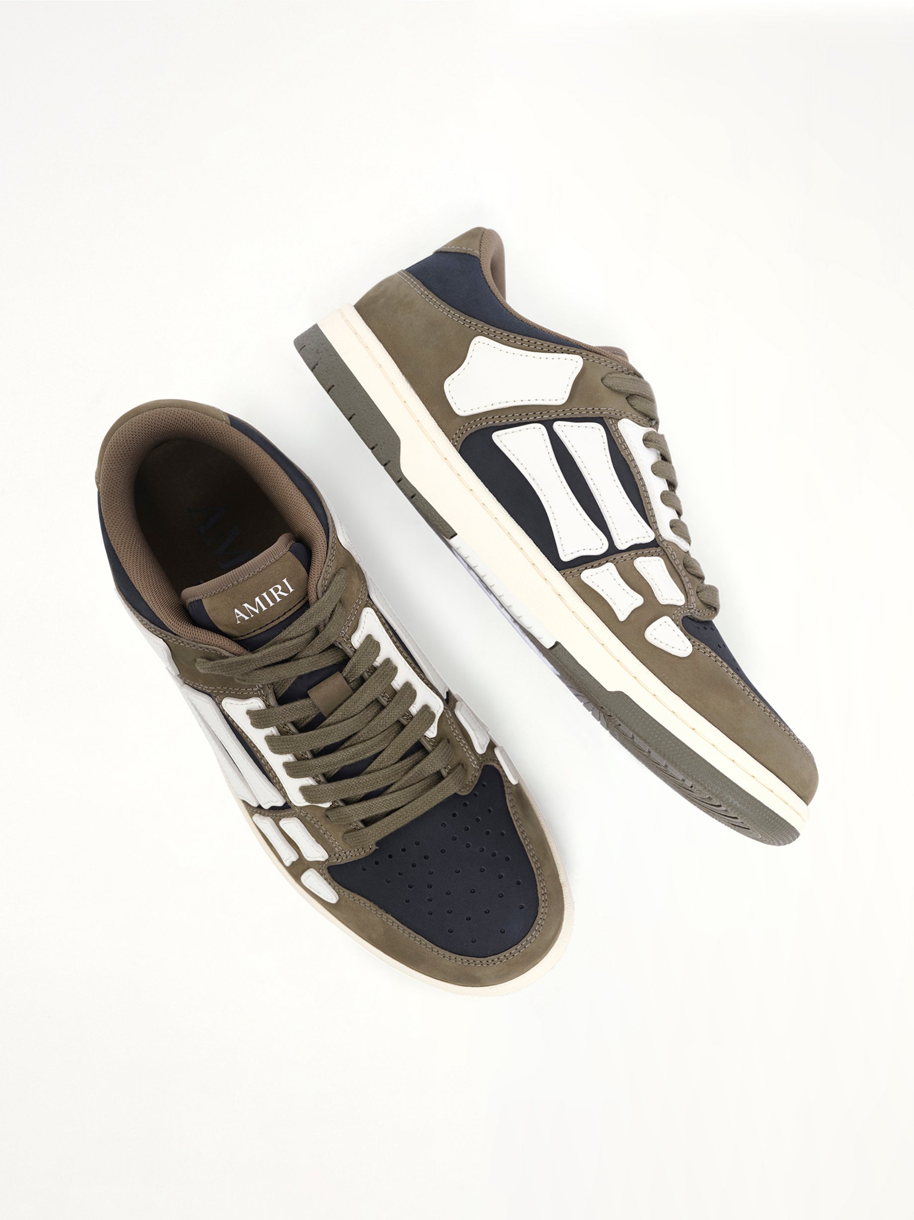 Skel Top Low Sneaker in Black/Khaki