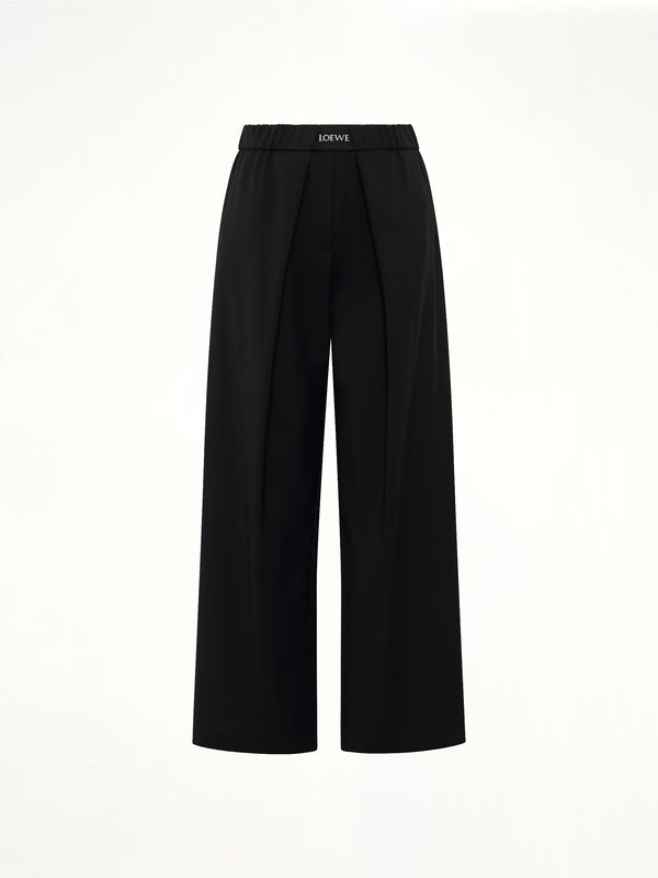 Logo Pleated Trousers in Black