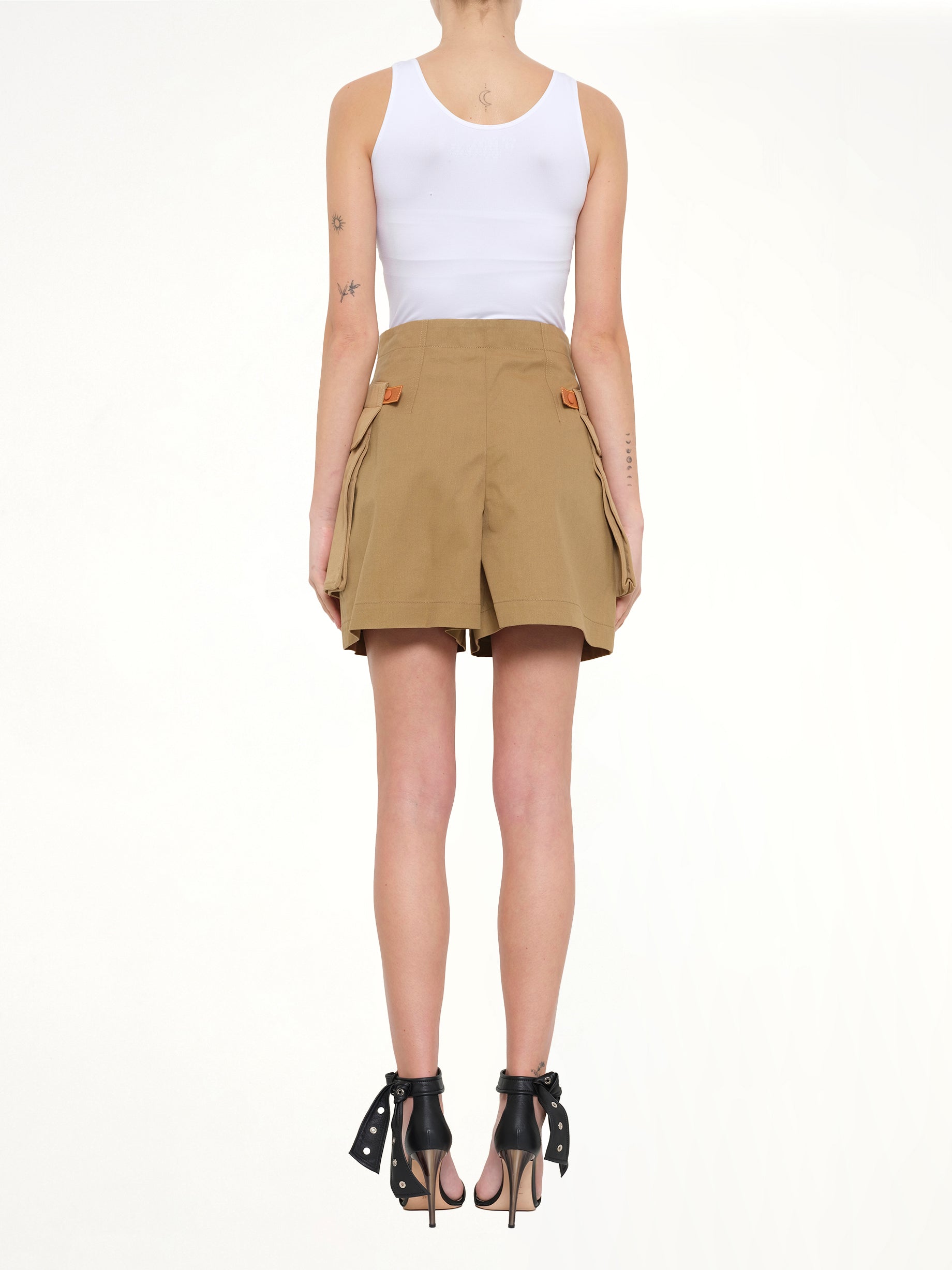 Cargo Shorts in Beige
