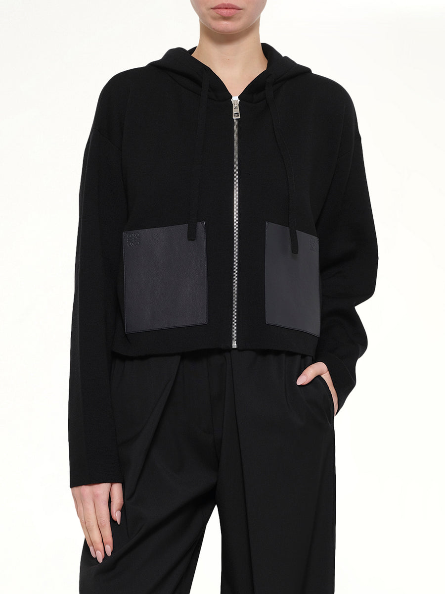 Logo Pleated Trousers in Black