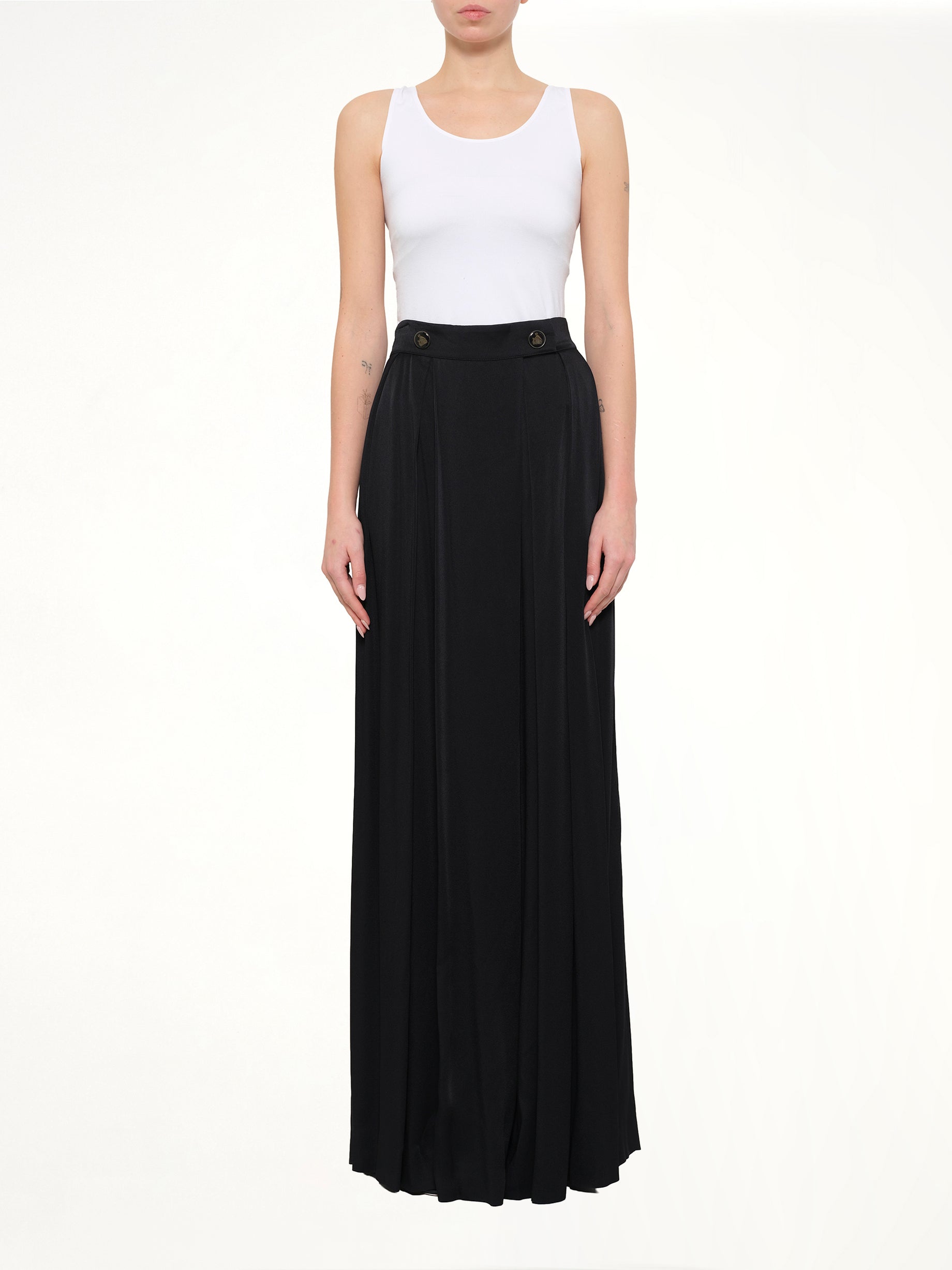 Classic Pants in Black