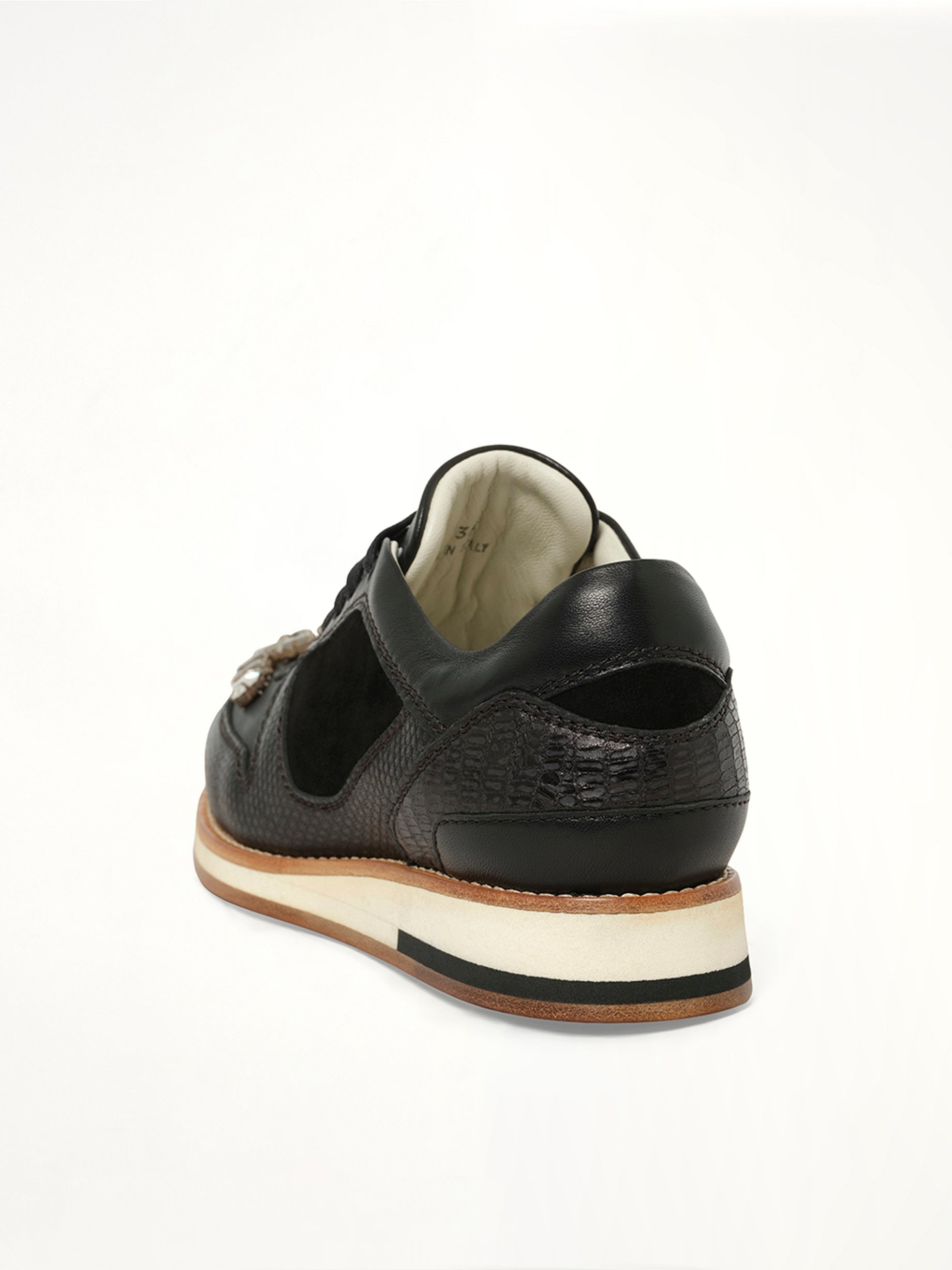 Running Sneaker in Black