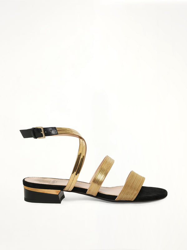 Flat Sandal W/ Chain in Black