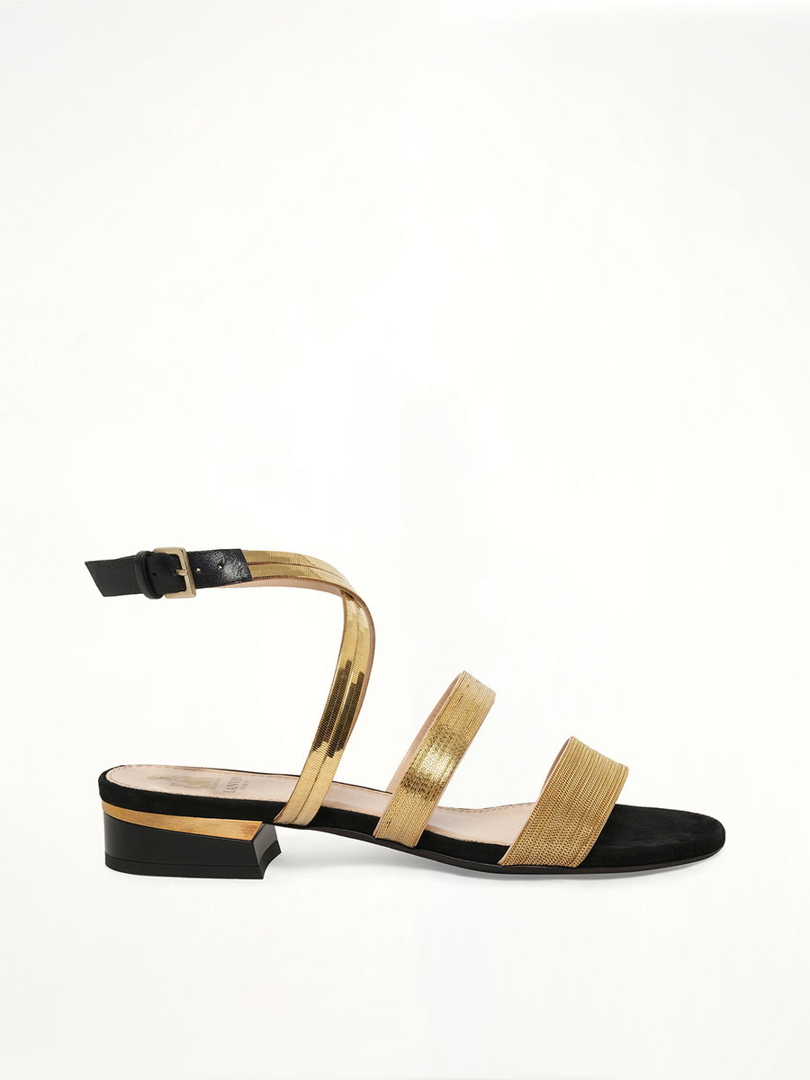 Flat Sandal W/ Chain in Black