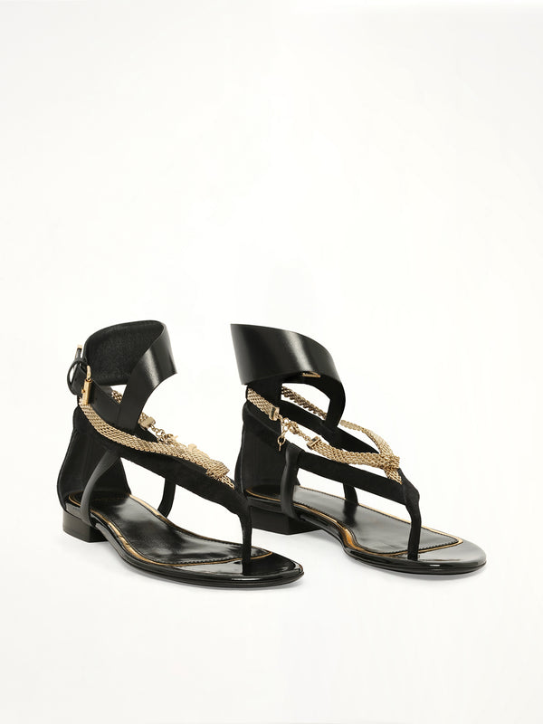 Flat Sandal in Black