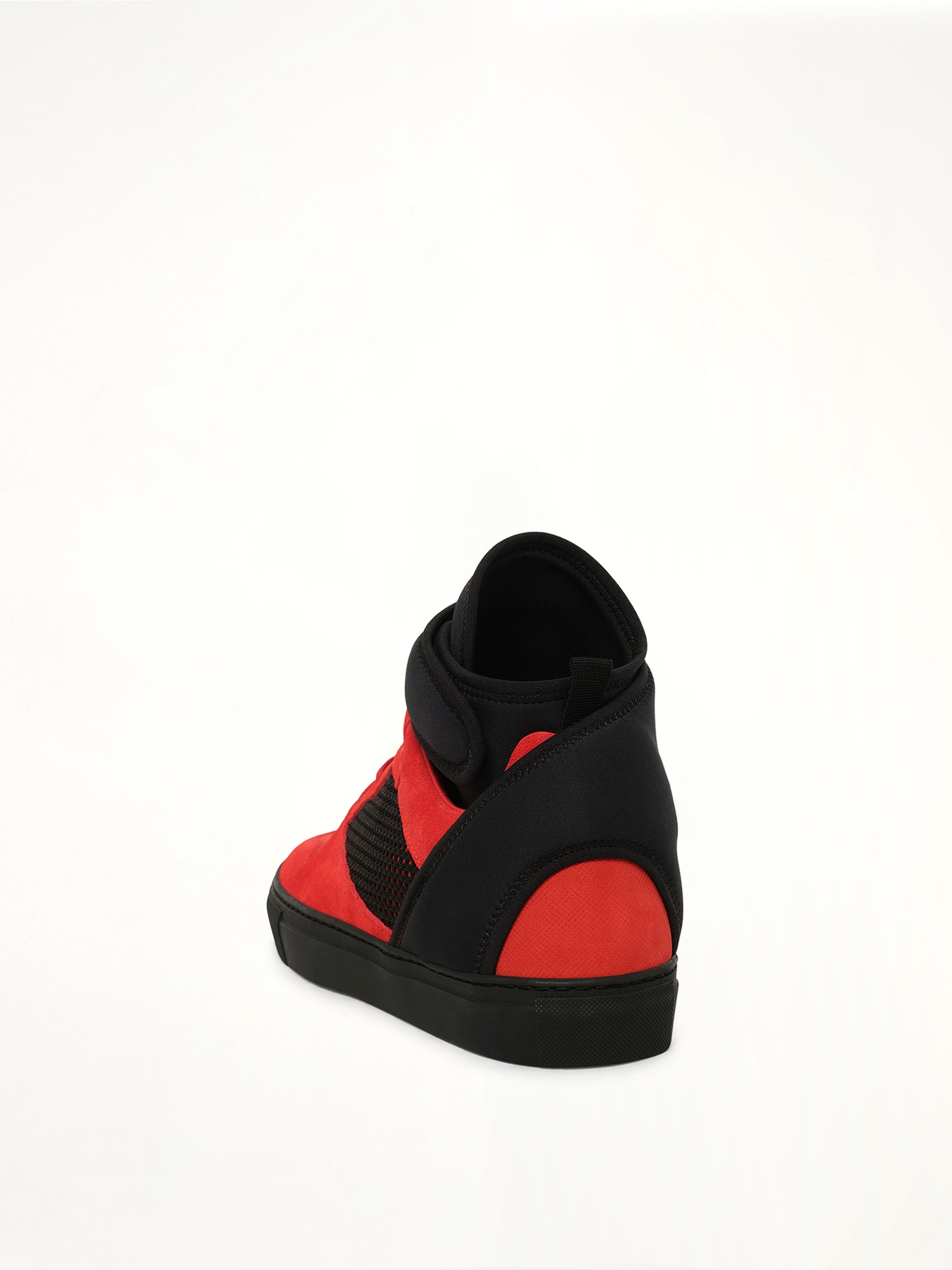 Balenciaga M Leather Sneakers in 6561