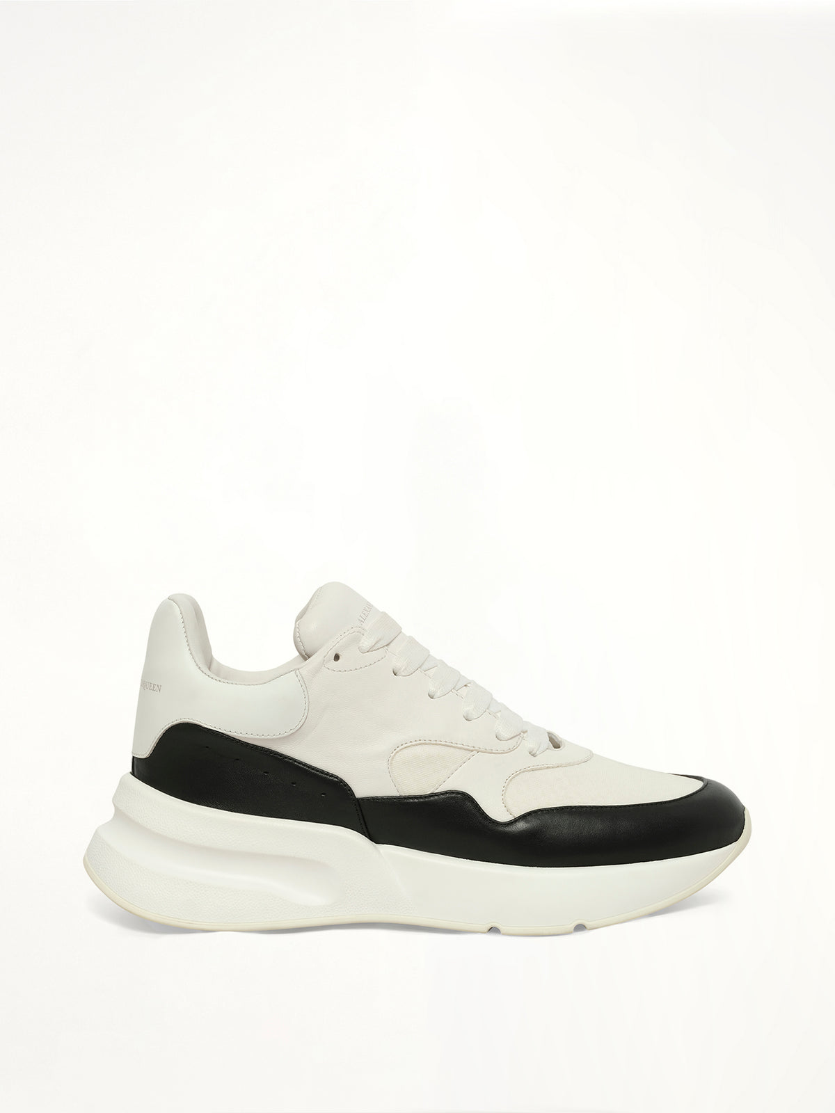Joey Low Sneaker in White/Black