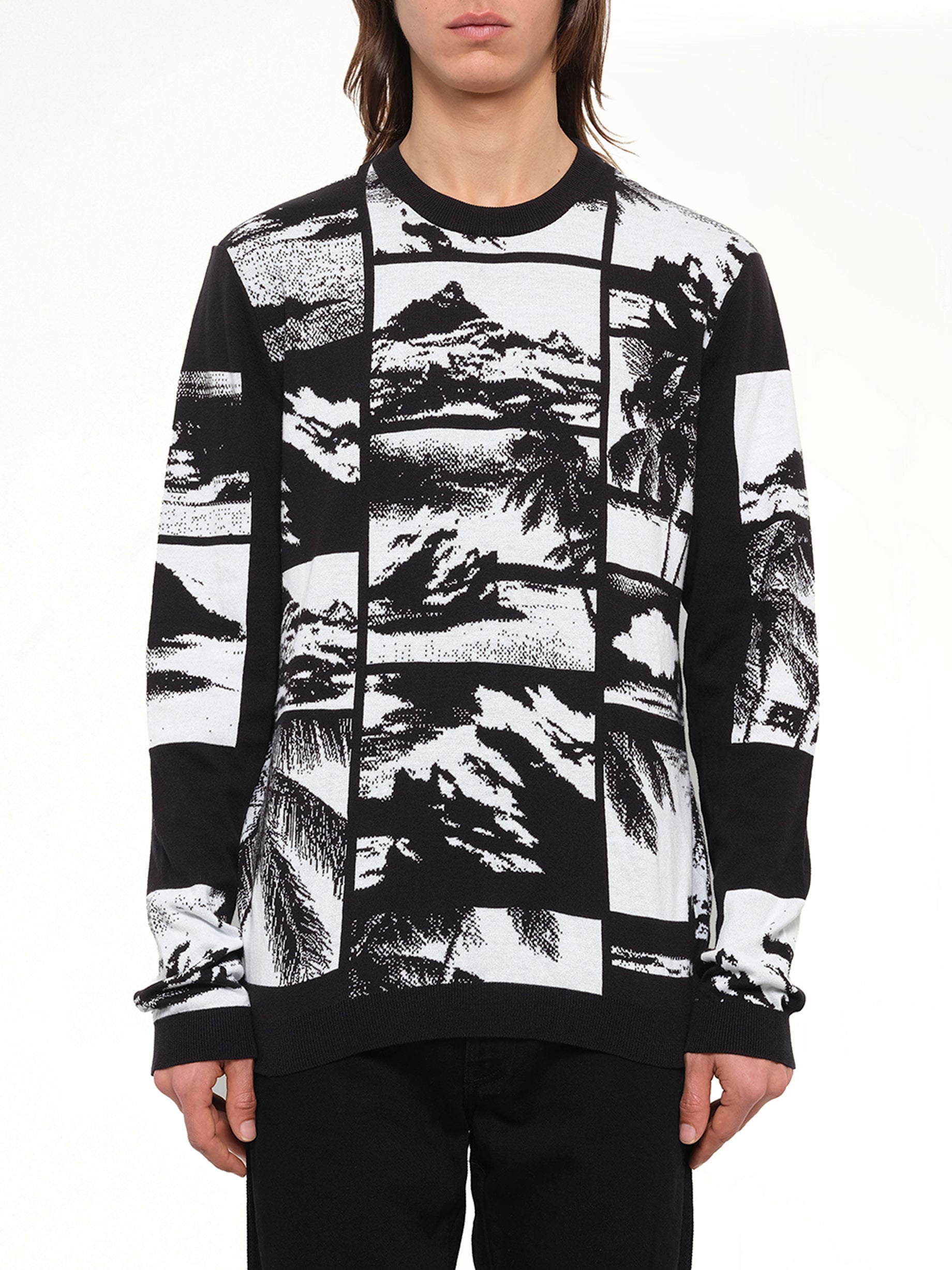 Crew Neck Knitwear in Black