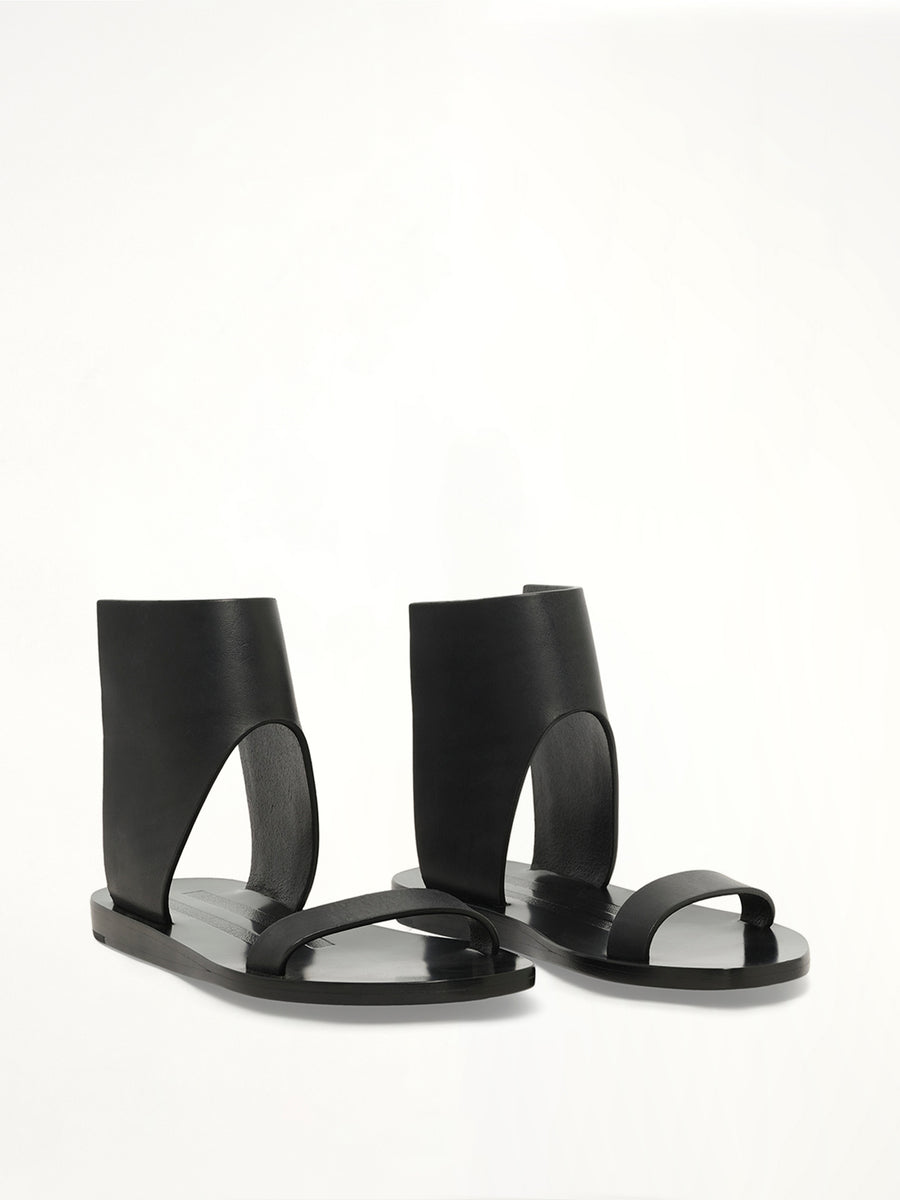 Low Sandal in Black