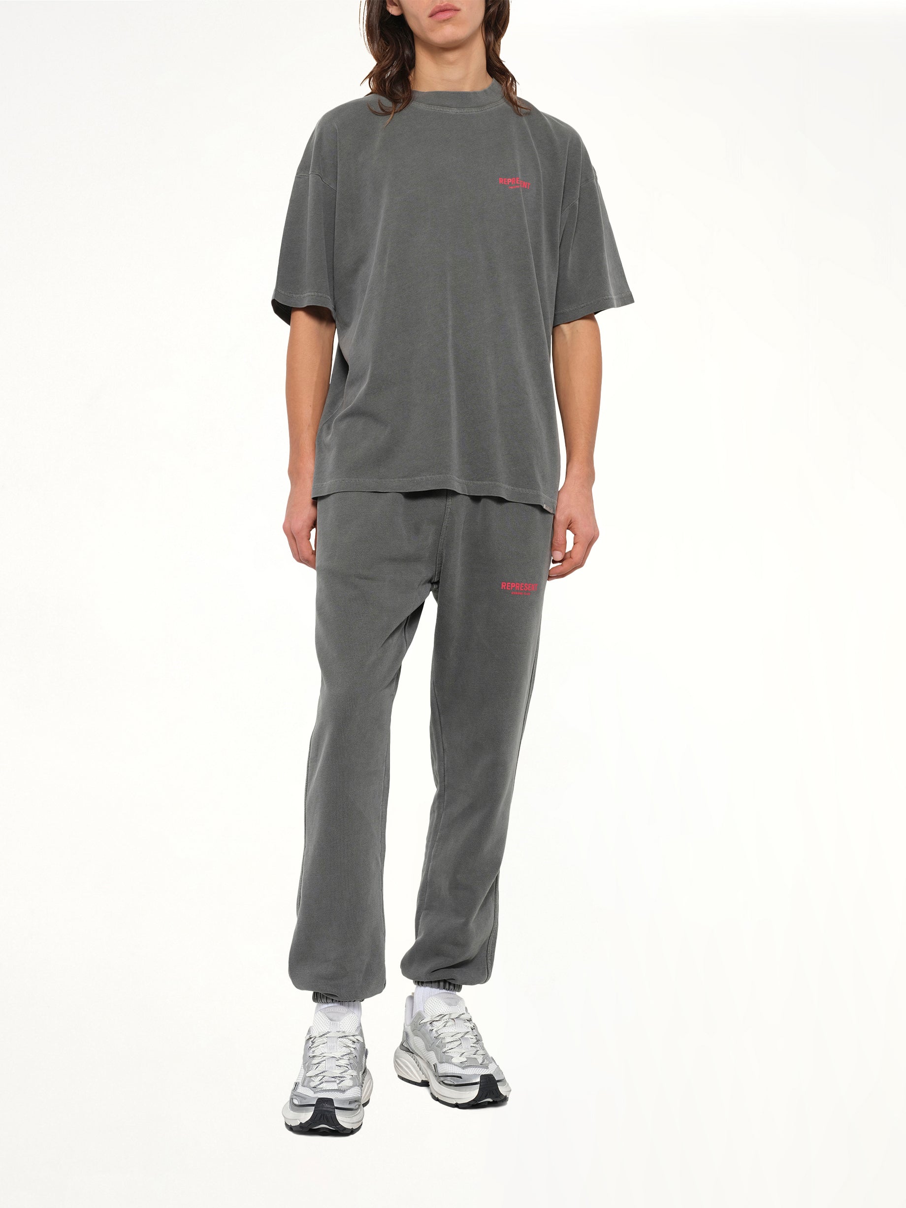 Represent Owners Club T-Shirt in Washed Black