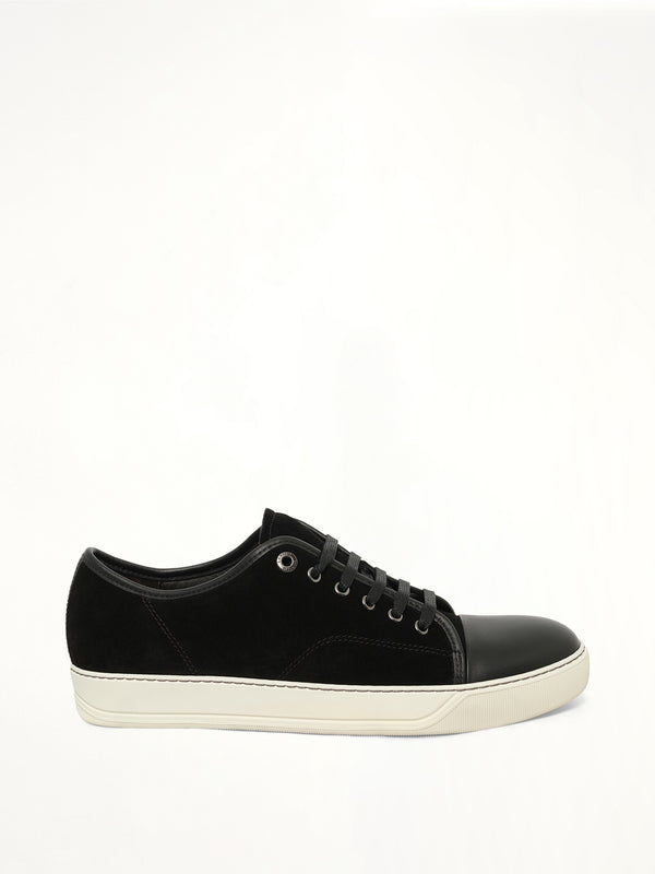 Low Sneaker in Black