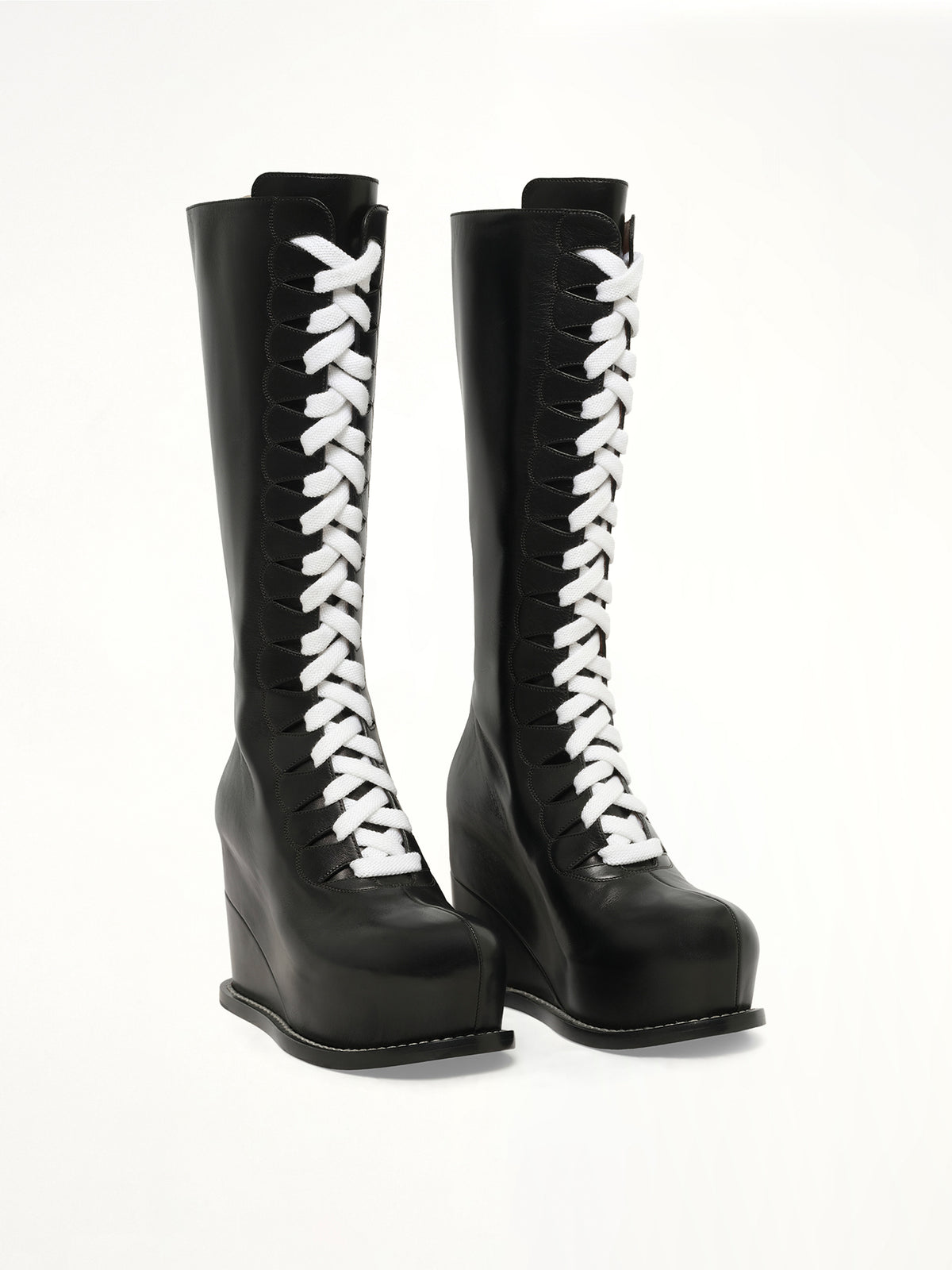 Wedge Frida Boots in Black