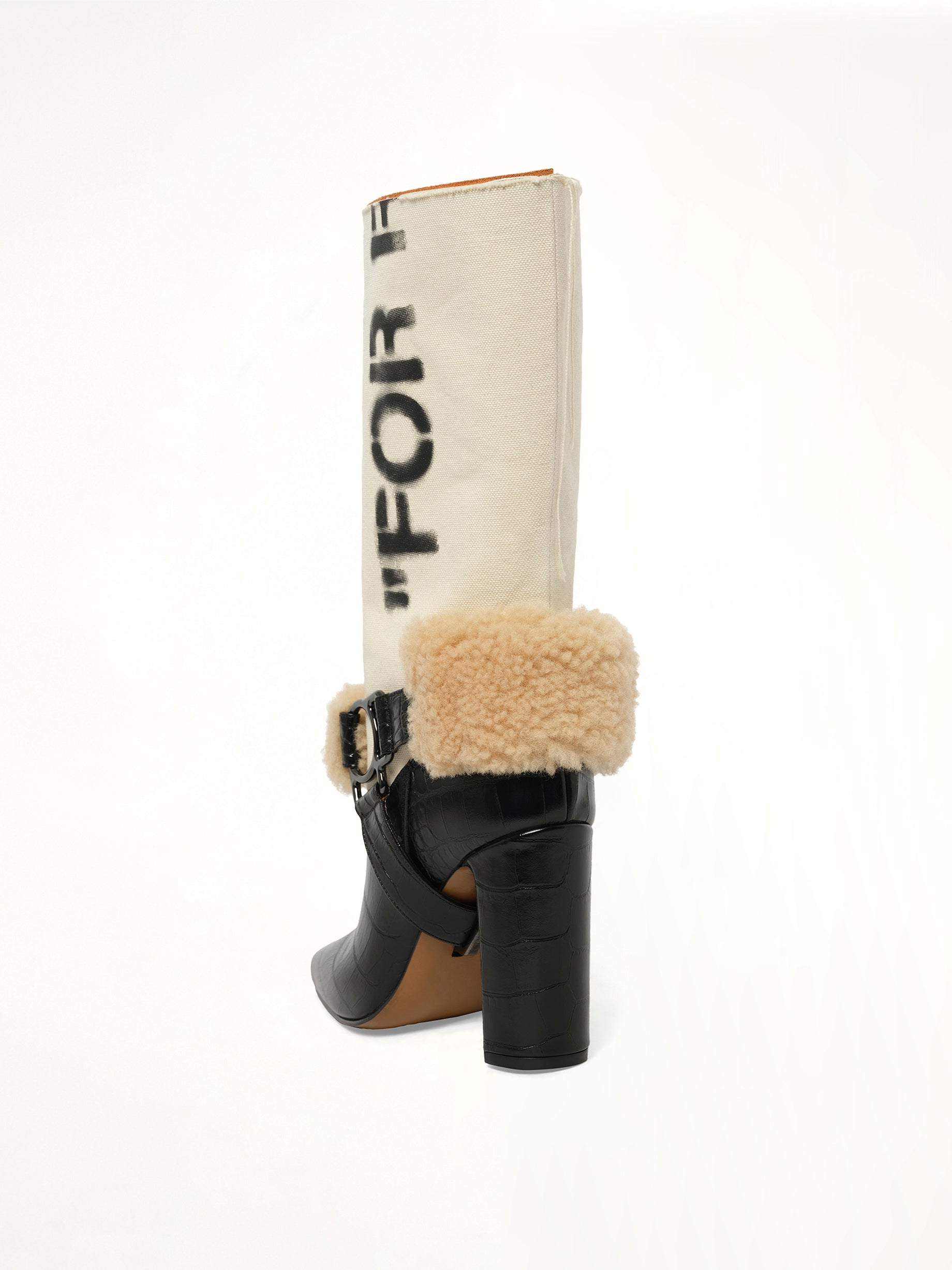 For Riding Low Boot in Black