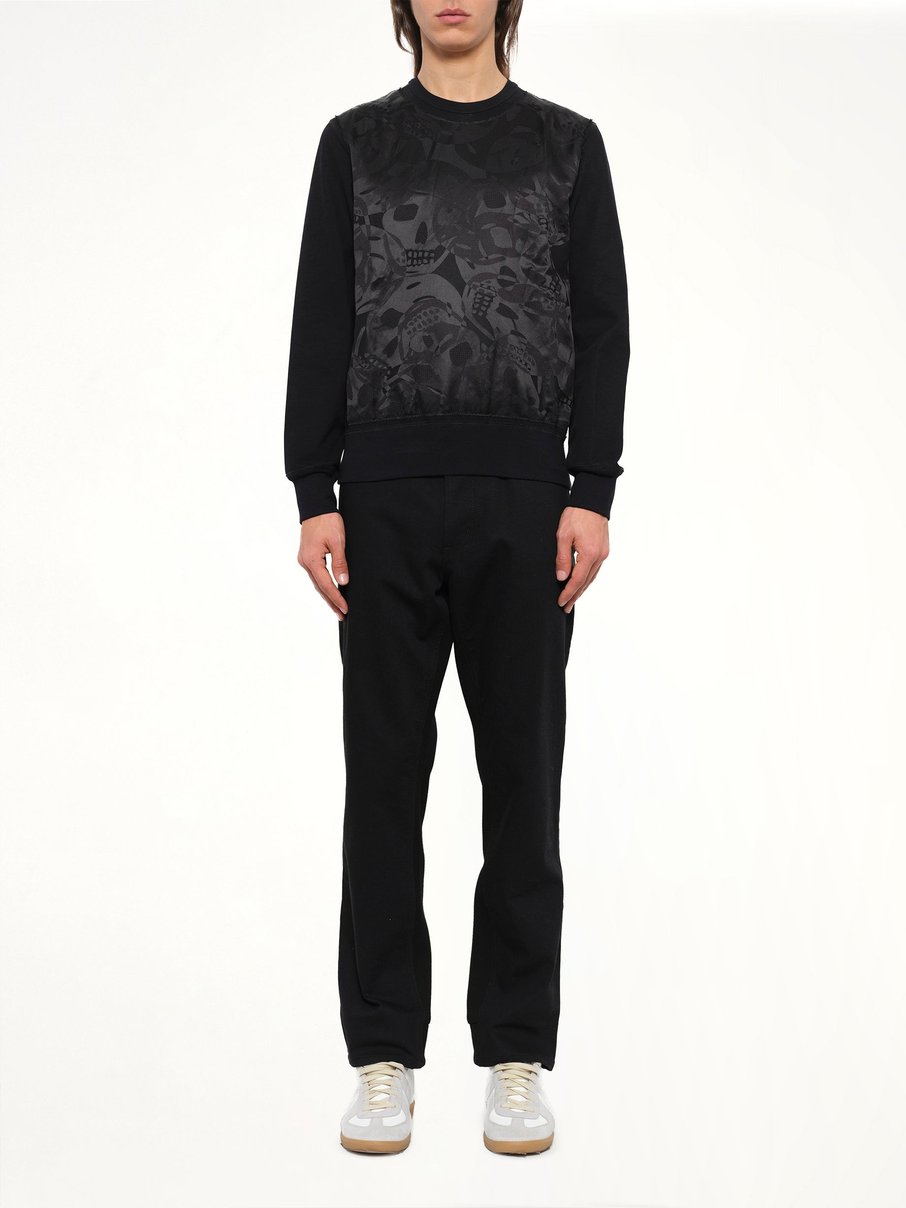 AMQ Sweatshirt in Black
