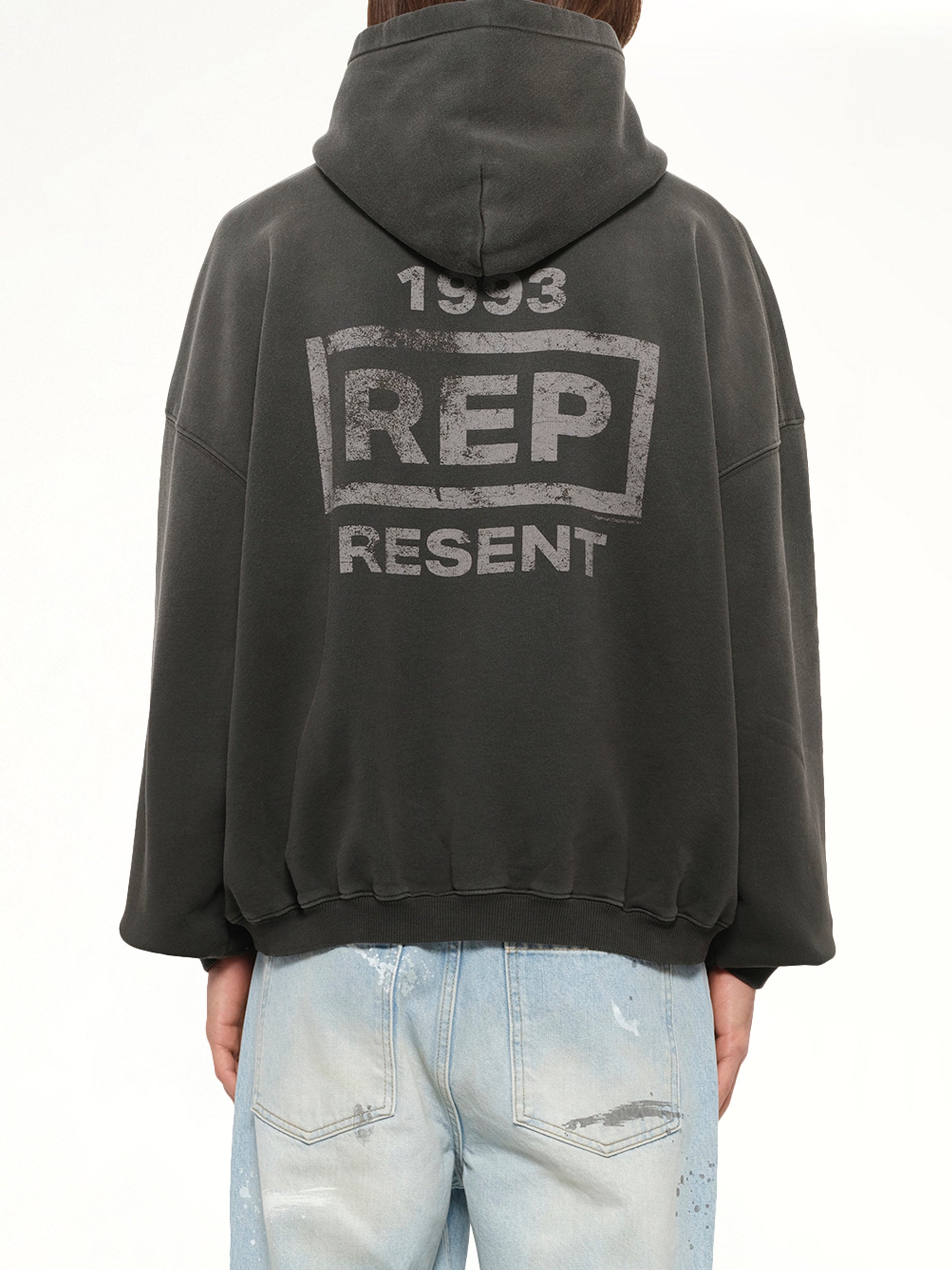 Resent Hoodie in Ash