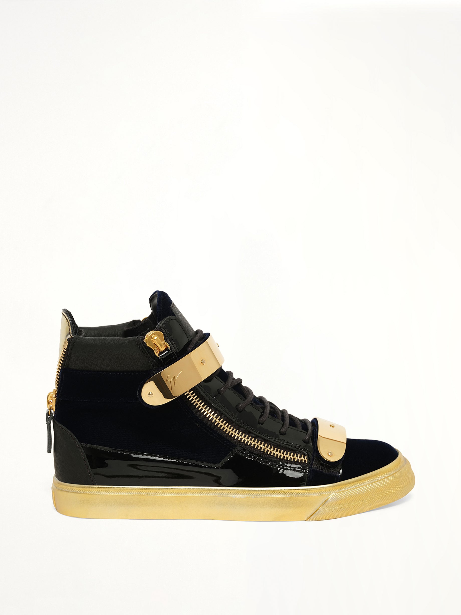 Veronica Sneaker in Navy