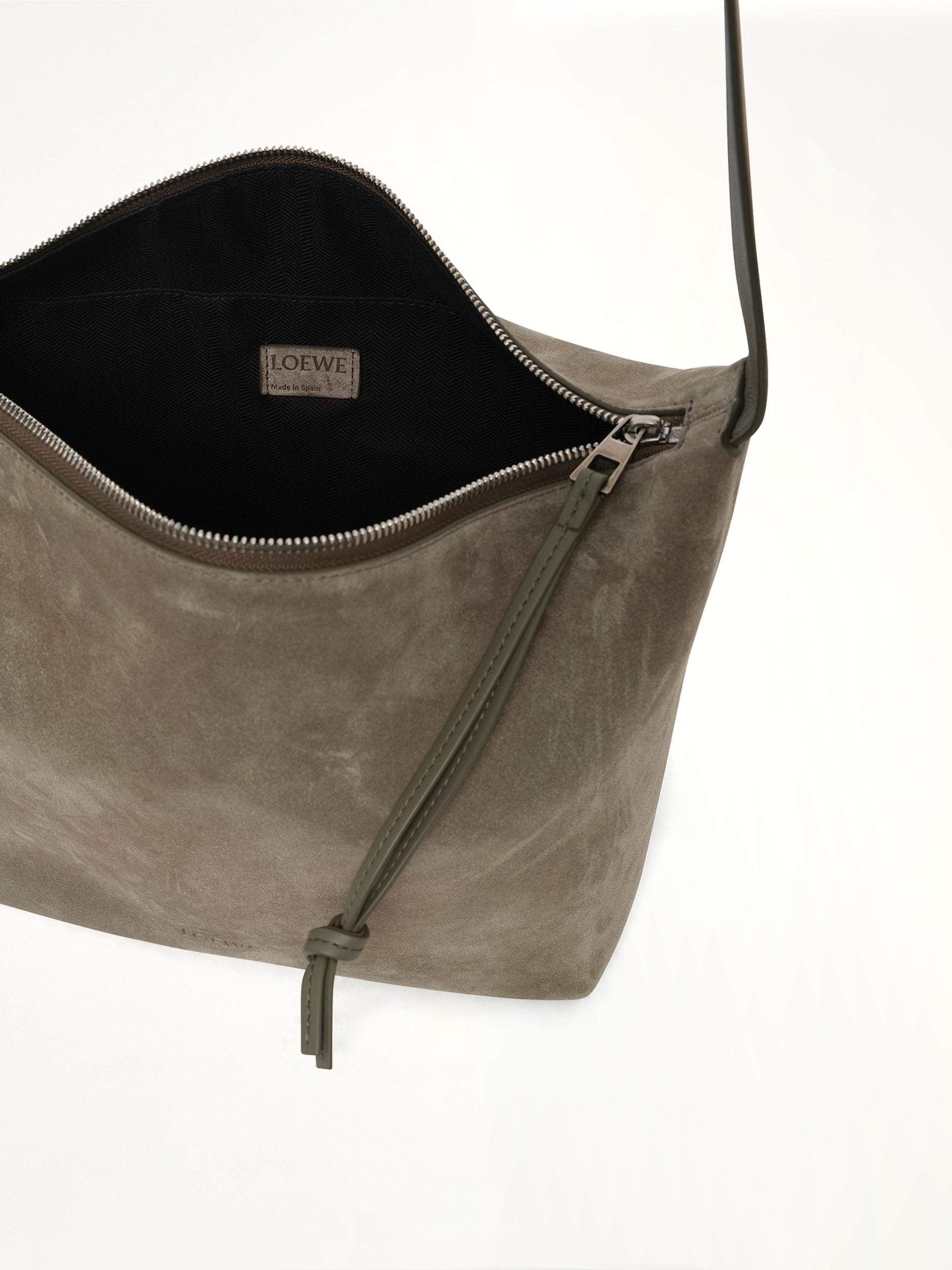 Loop Hobo Medium in Light Khaki