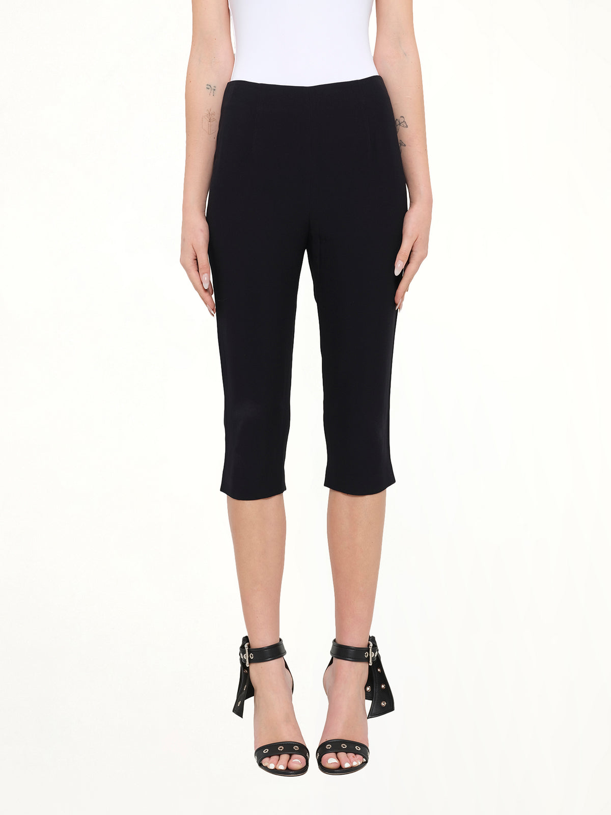 Alexander McQueen Pants in Black