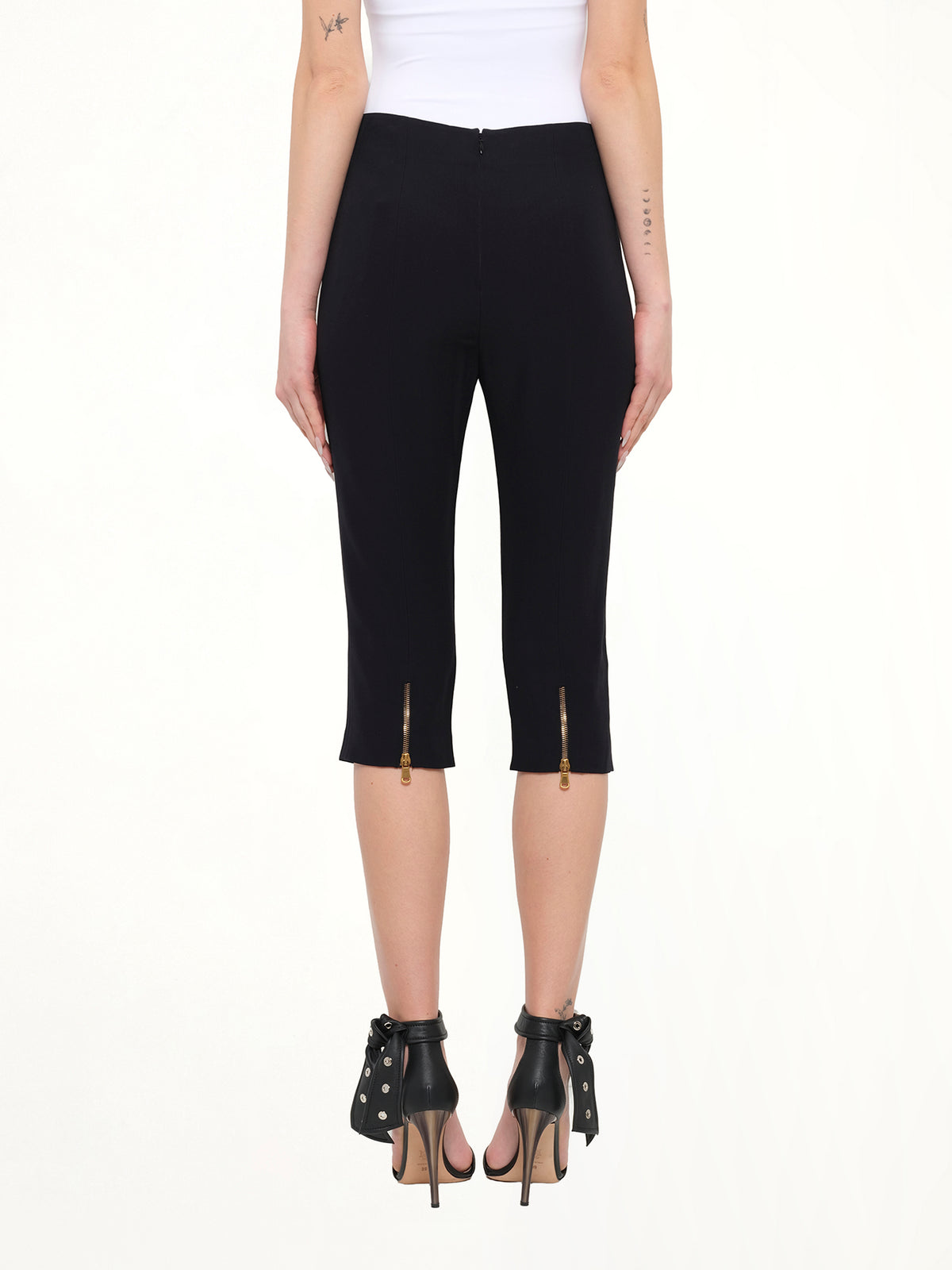 Alexander McQueen Pants in Black
