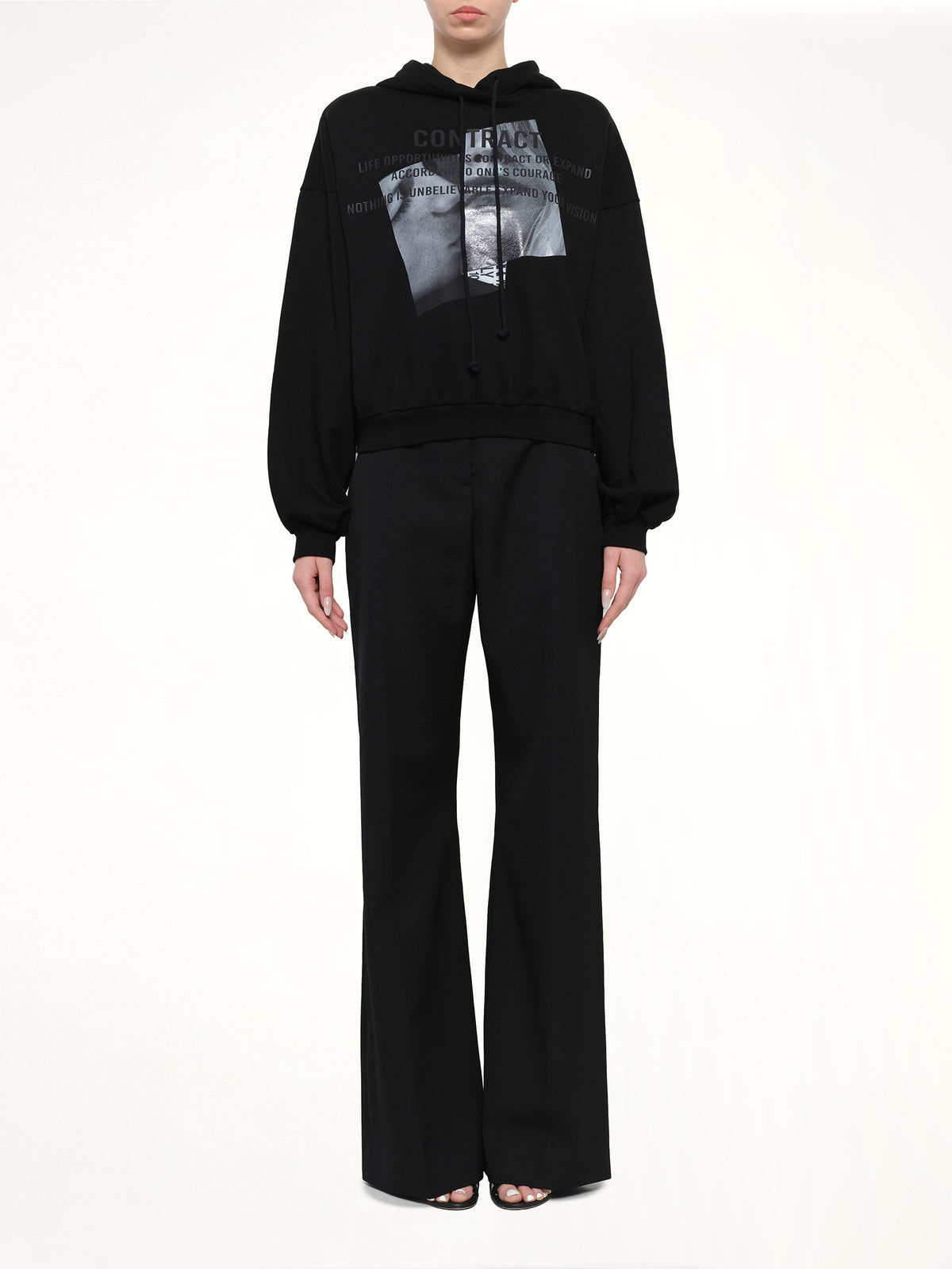 Juunj Oversize Hoodie in Black