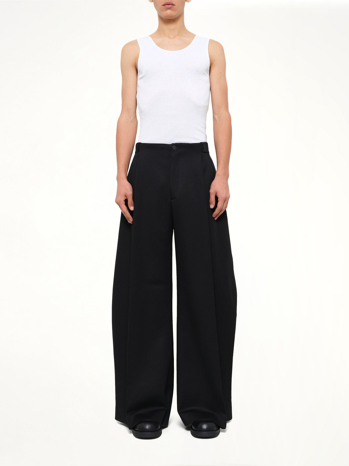 Tailoring Wool Wide Pant in Black