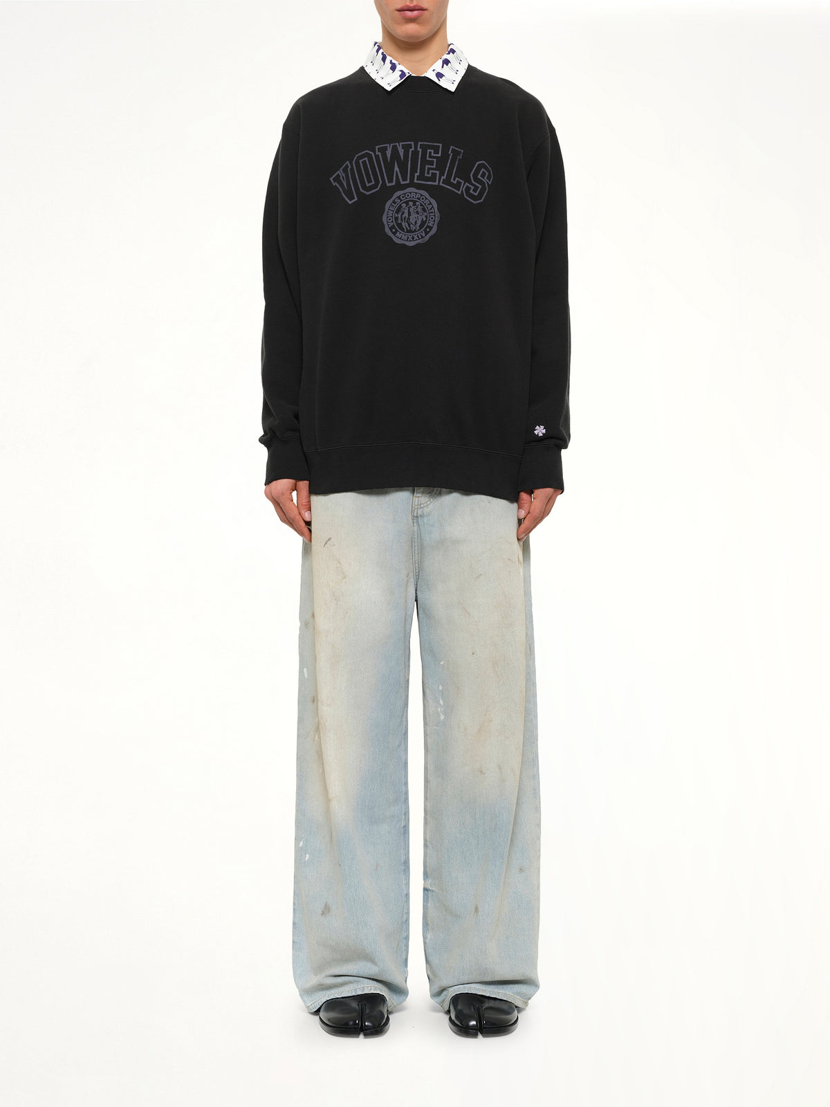 Faded Collegiate Sweatshirt in Black