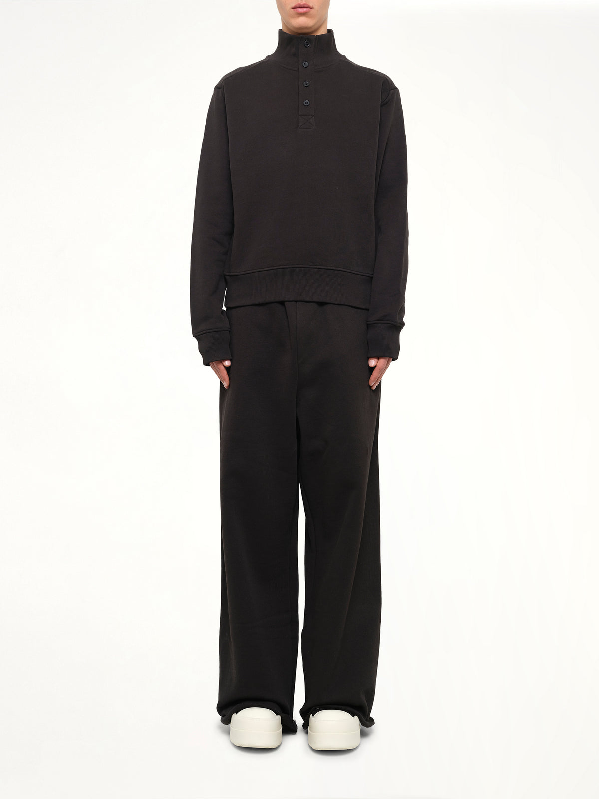 Port Pullover in Black