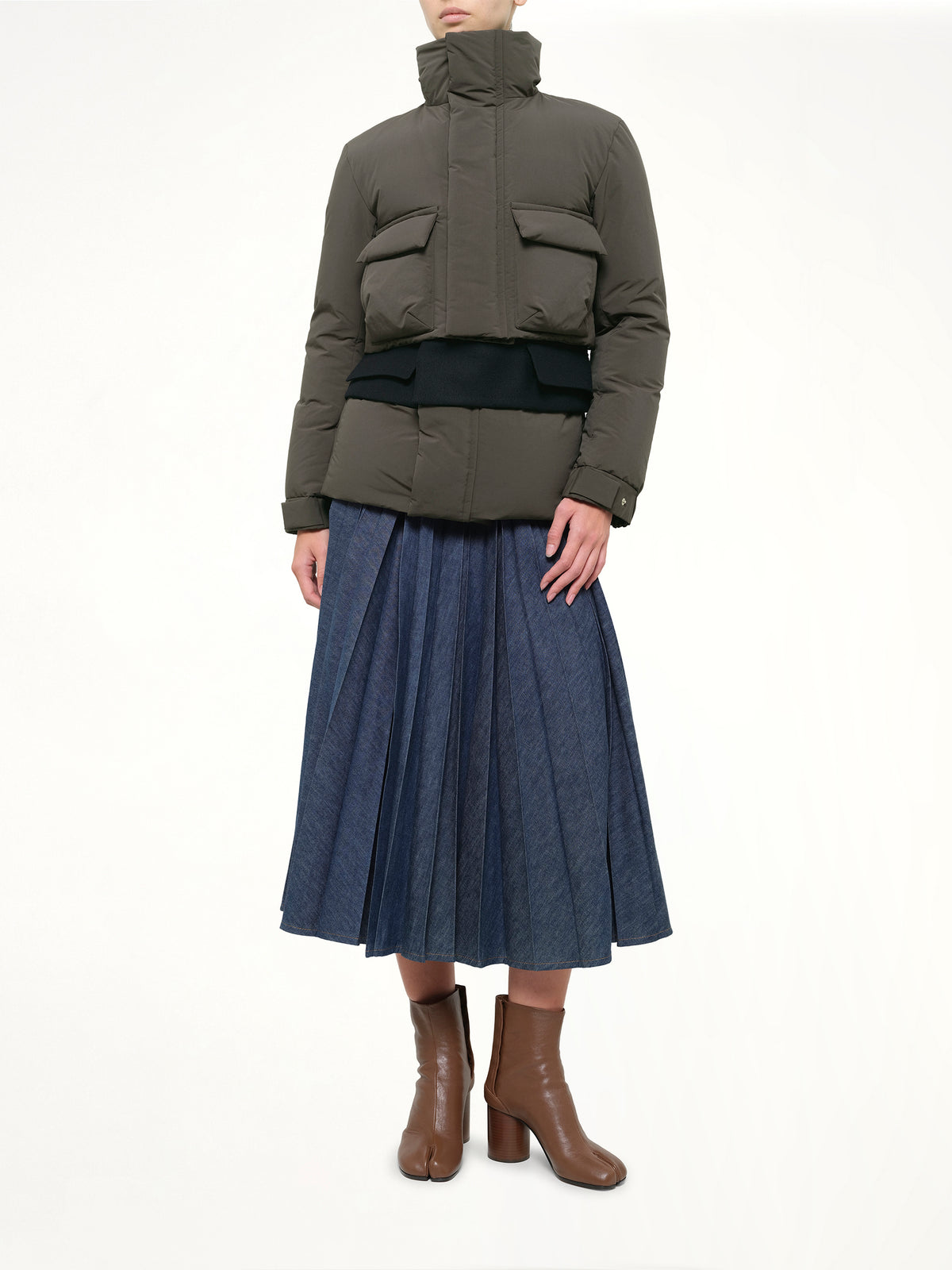 Puffer Jacket in Khaki/Navy