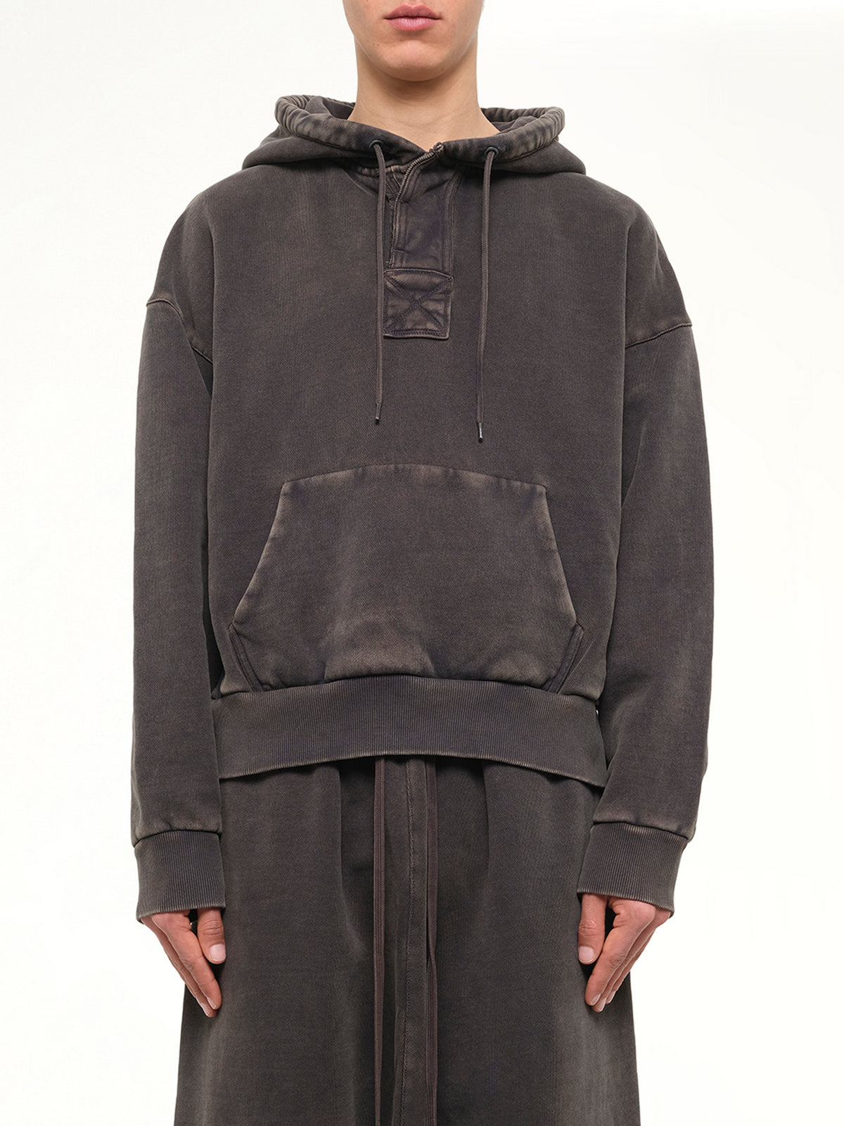 Surge Hood in Washed Black