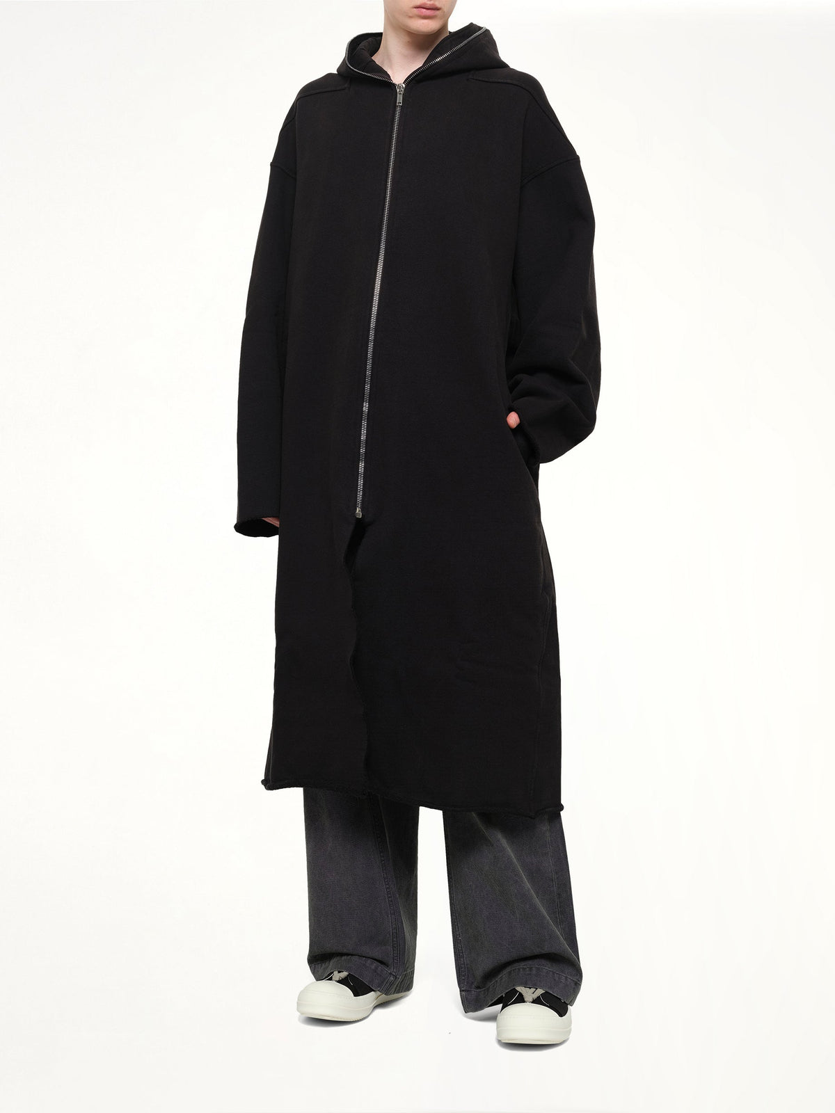 Megafelpa Gimp Wide Mac Coat in Black