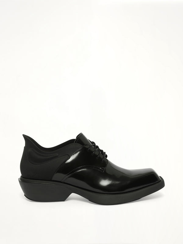 RE001 Derby in Black