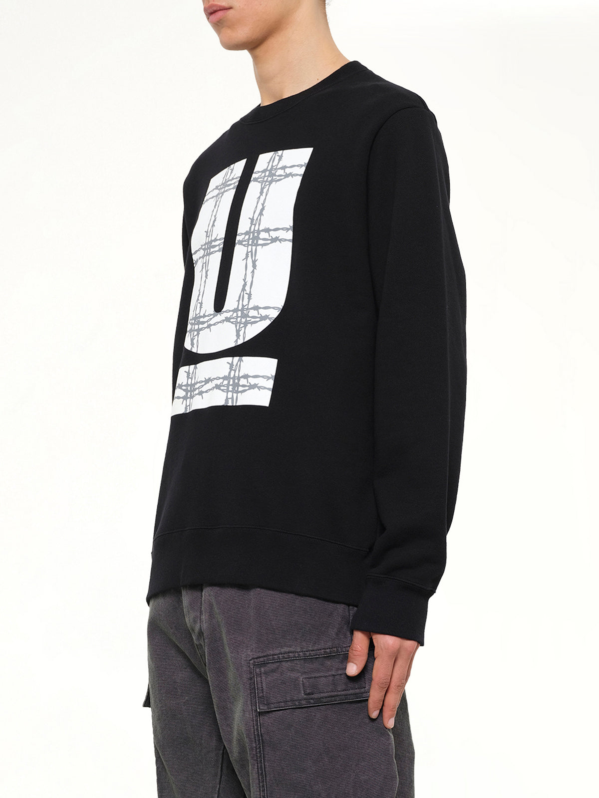 Barbed U Sweatshirt in Black