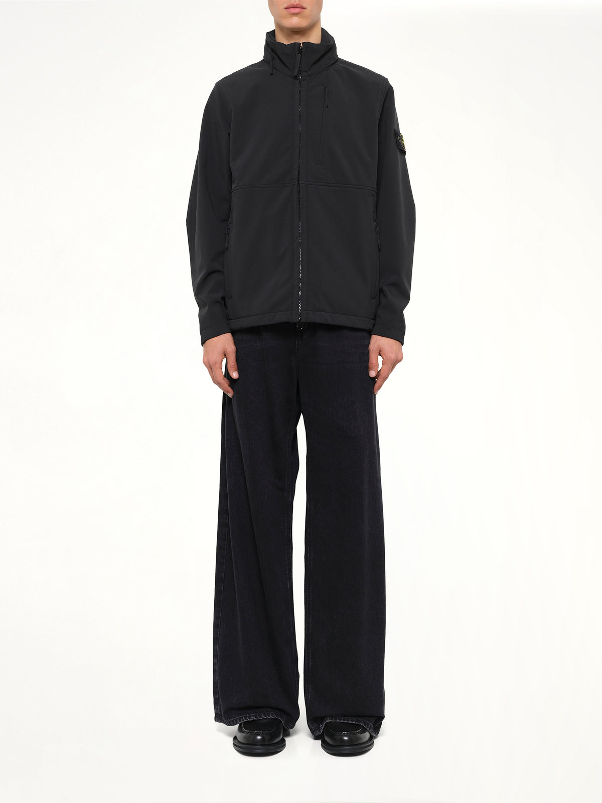 Q100005 Soft Shell Light Jacket in Black