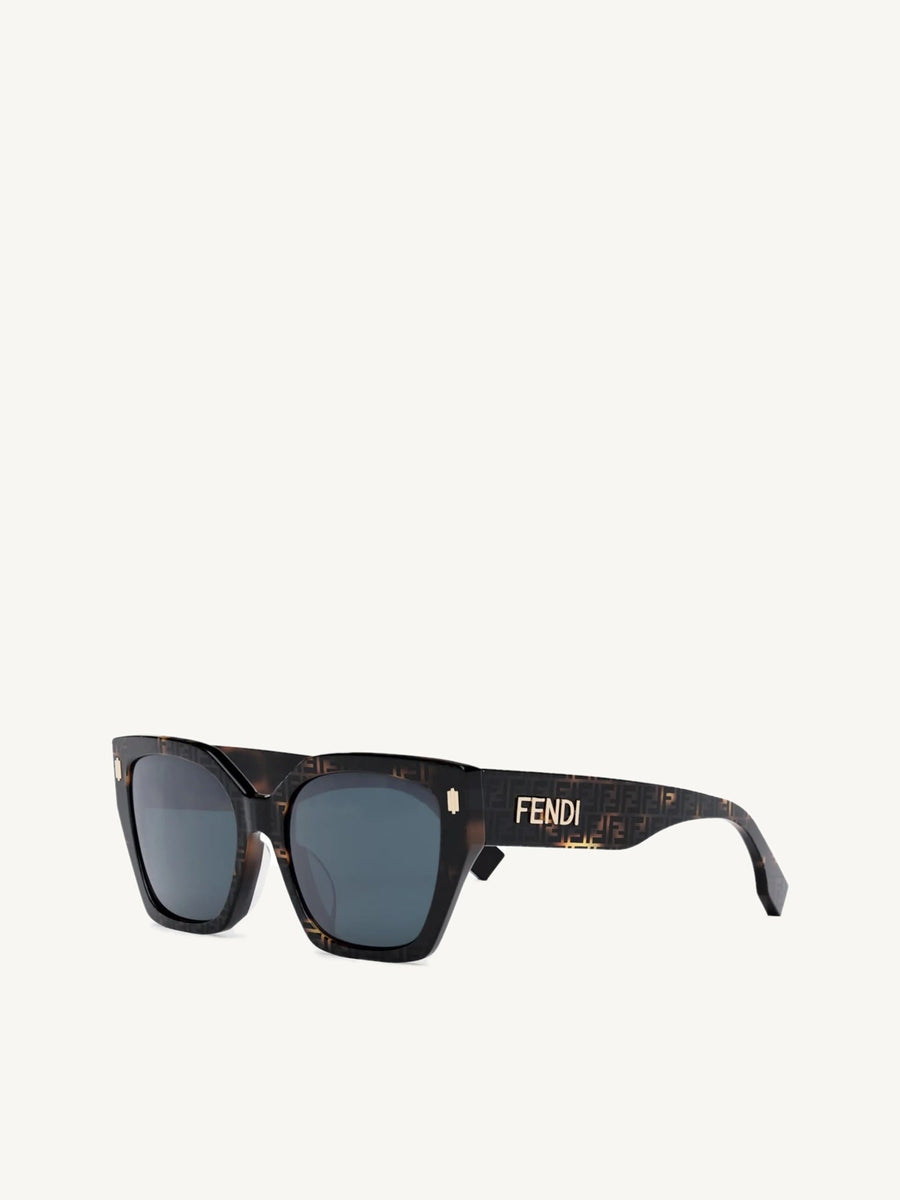 FE40070F Sunglasses with Smoke Lens in Coloured Havana