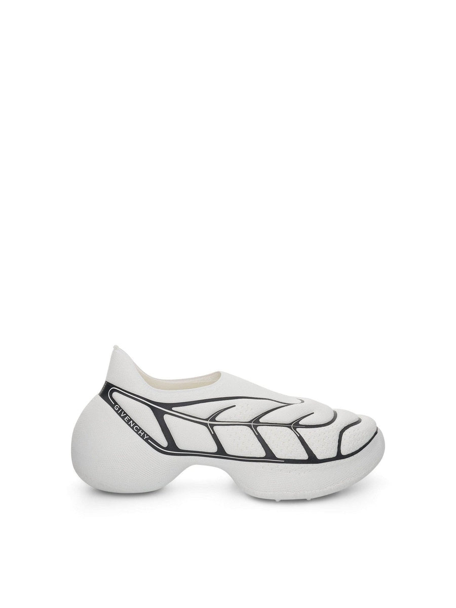 TK 360 Plus Sneaker in White/Black