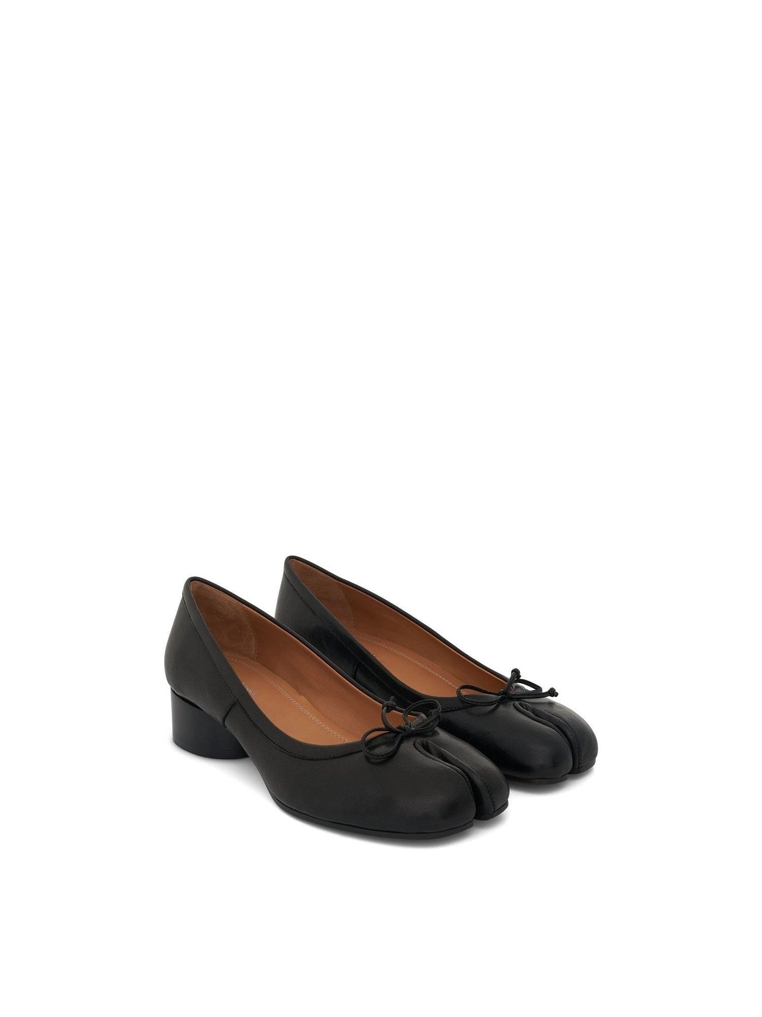 Tabi Ballerina 3cm Flats in Black Front View | MAISON MARGIELA