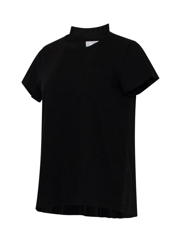 Classic Pleated Back T-Shirt in Black
