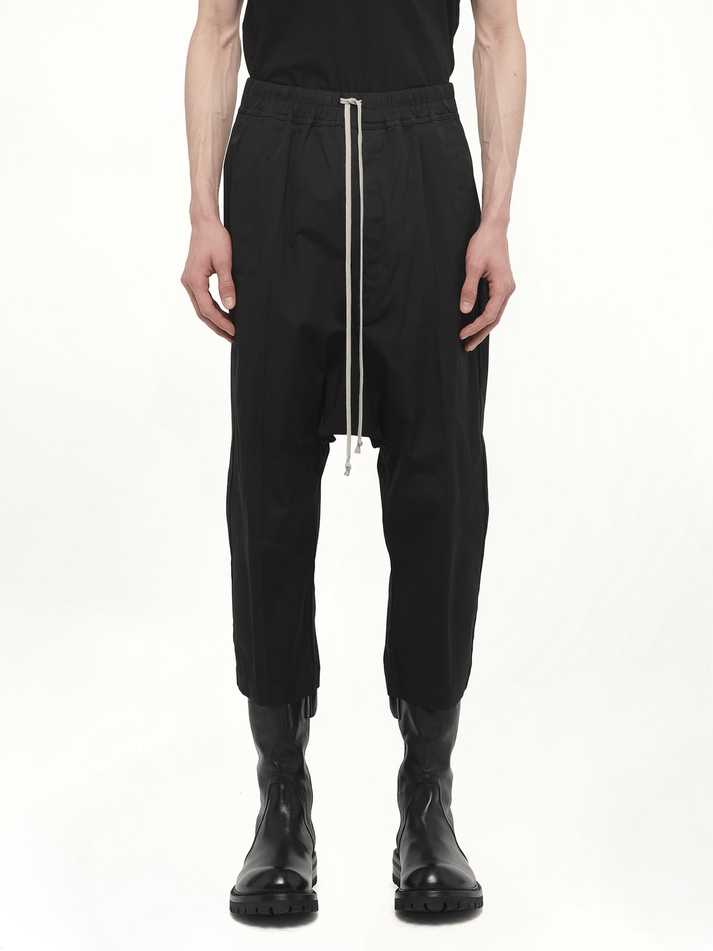 Drawstring Cropped Pants in Black