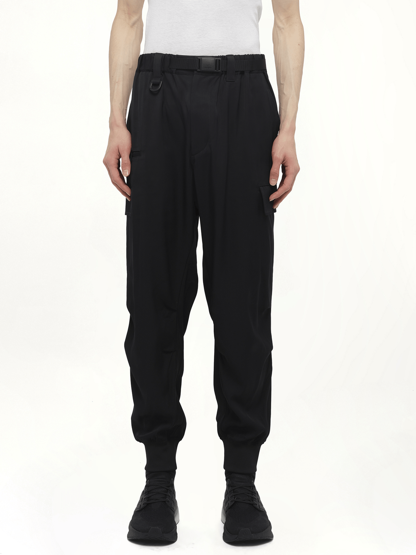 Rayon Twill Cuffed Pants in Black