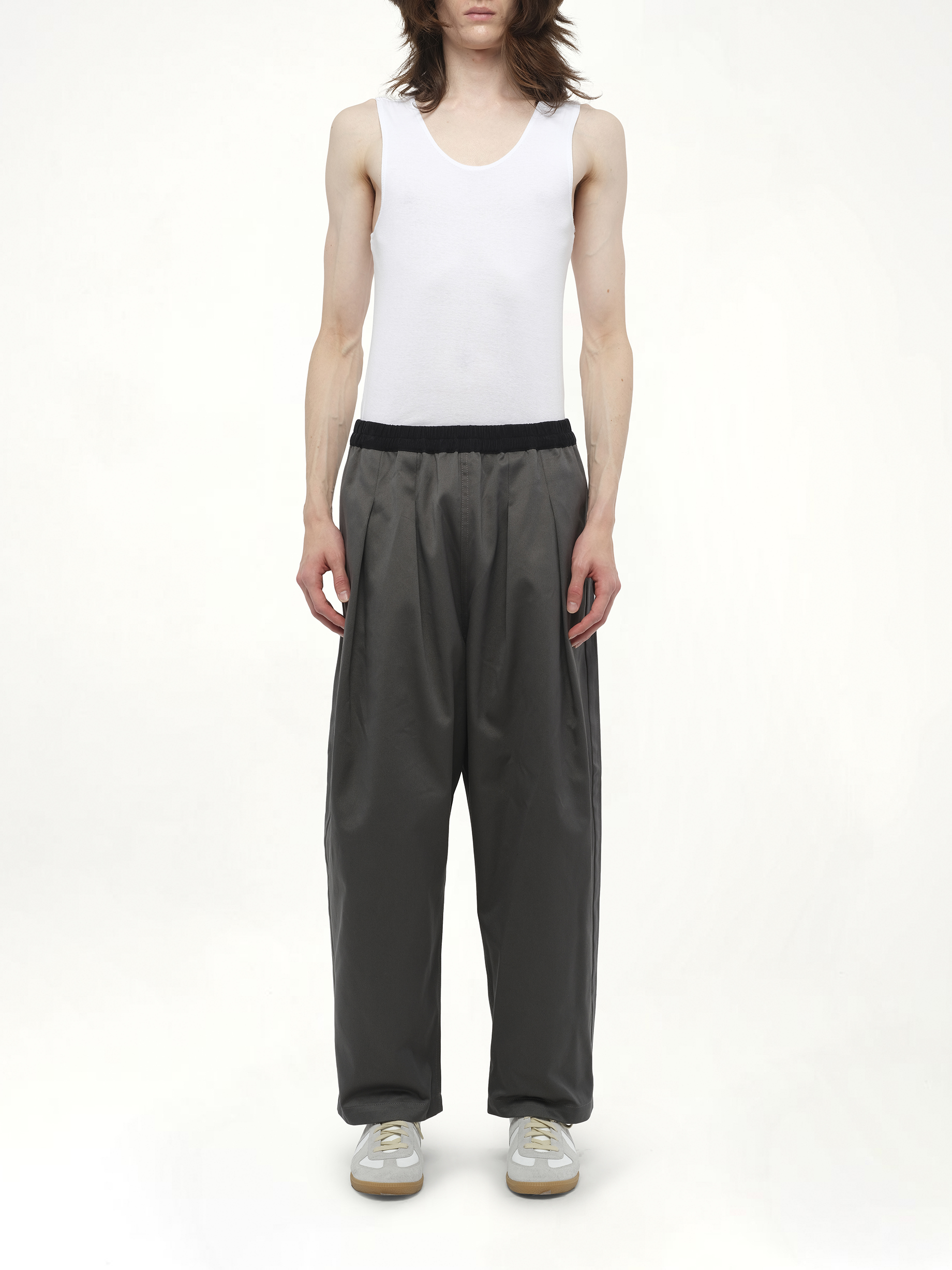 Stone Washed Relax Chinos in Dark Grey