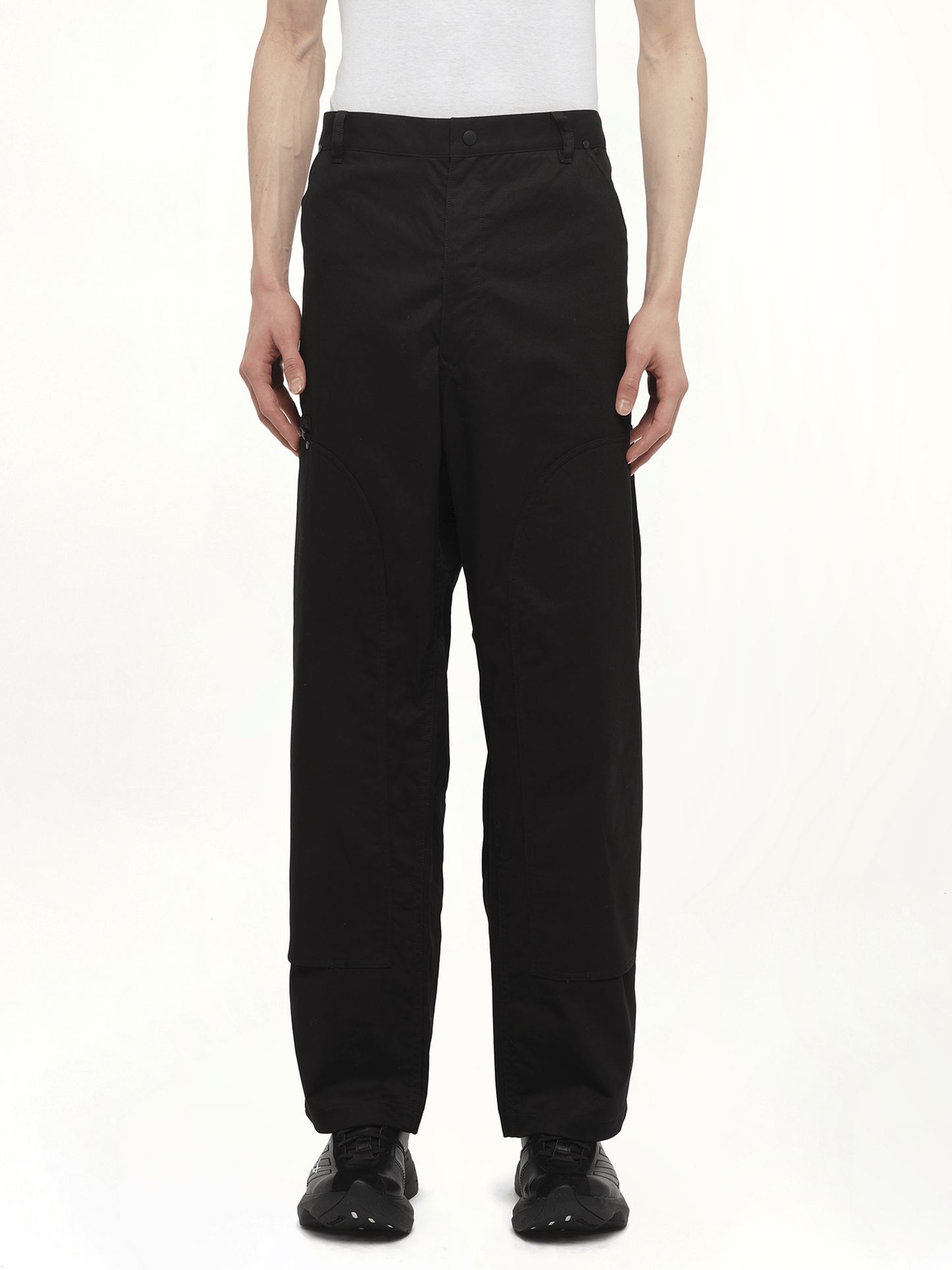 Ut Twill Straight Leg Pants in Black