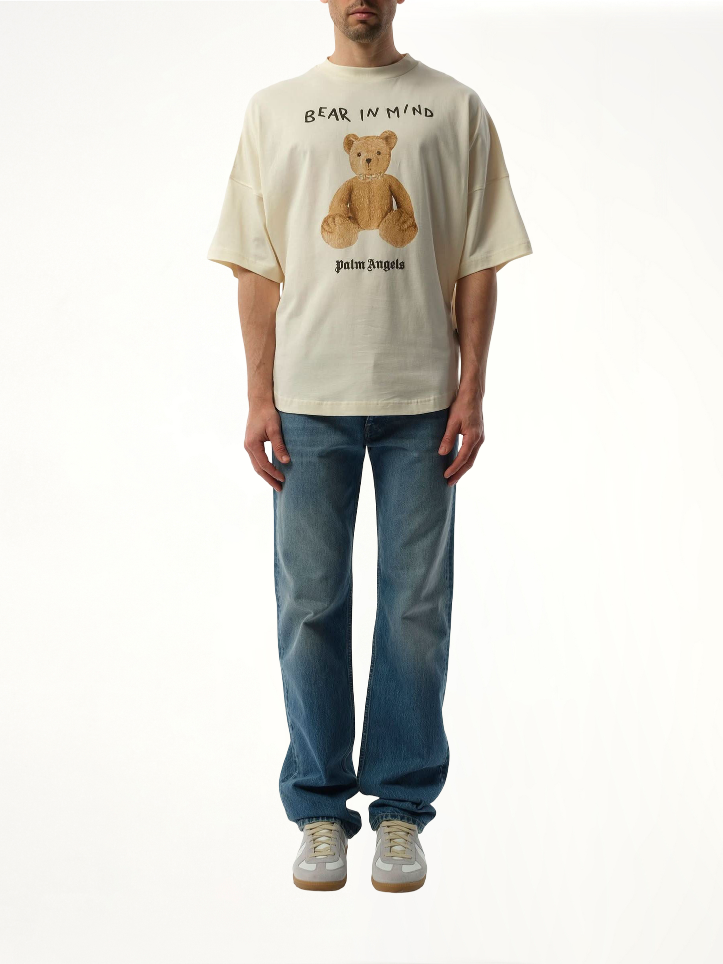 Bear in Mind Oversize T-Shirt in Off White/Brown