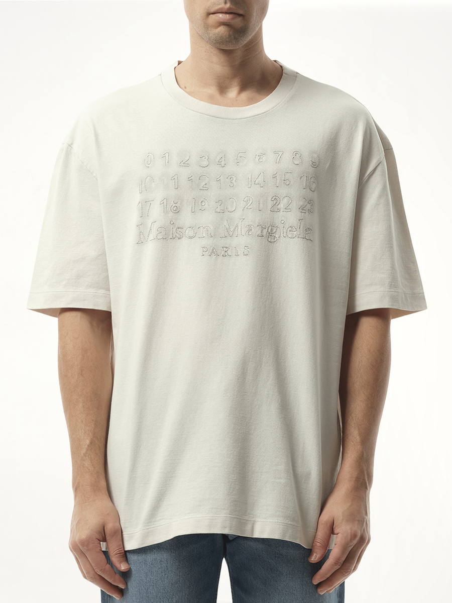 Memory of Logo T-Shirt in Ecru