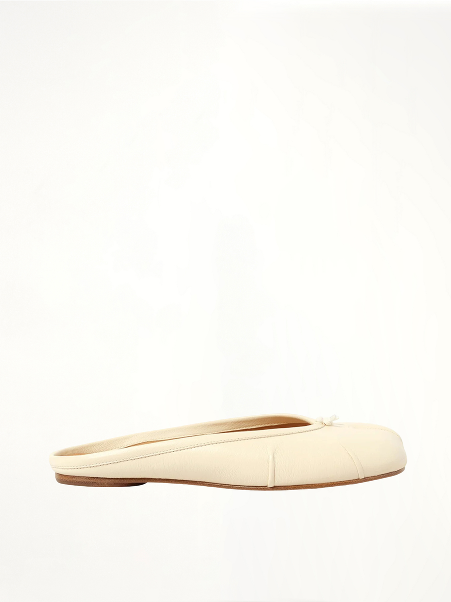 Tabi Ballerina Mule in White Side View | MAISON MARGIELA