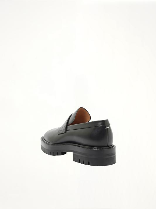 Tabi County Loafer in Black