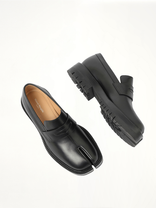 Tabi County Loafer in Black